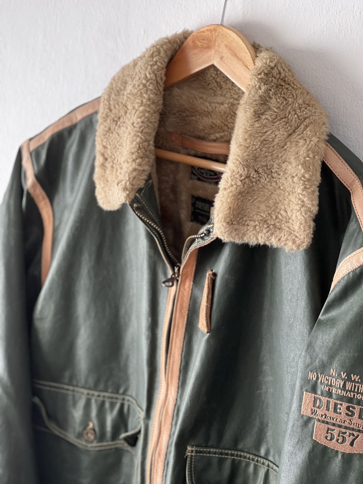 Diesel × Vintage Rare Diesel DMB 1955 Vintage Waxed Cotton & Shearling Jacket Size US L / EU 52-54 / 3 - 5 Thumbnail