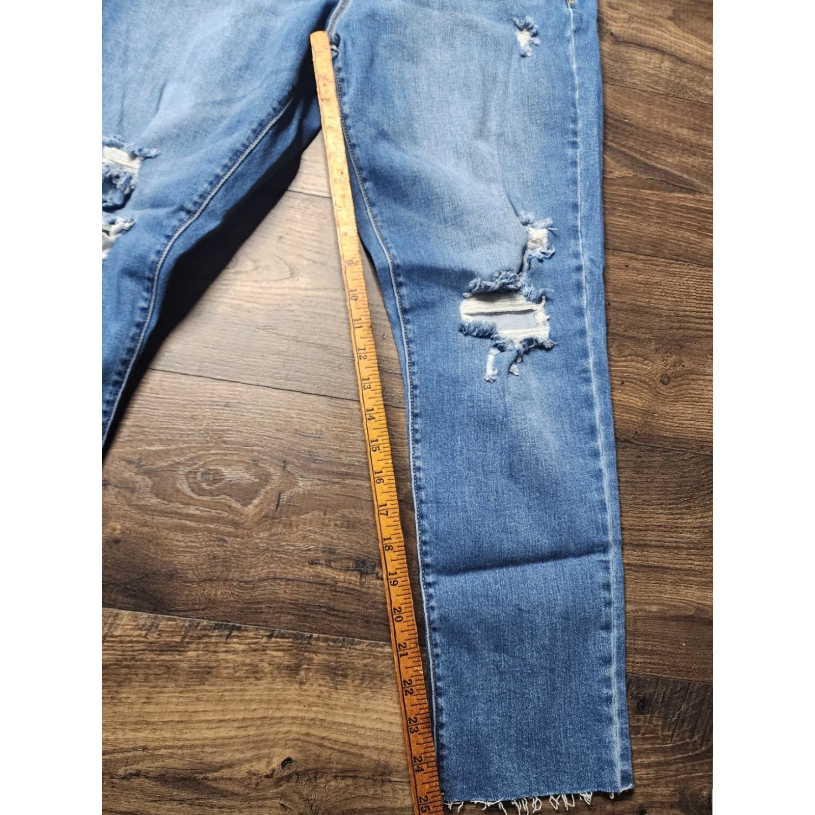 Vintage VINTAGE Arizona Jean Co. Adaptive Distressed Skinny Cropped Jeans Women's Juniors 15 Blue Analog? Size 36" / US 14 / IT 50 - 2 Thumbnail