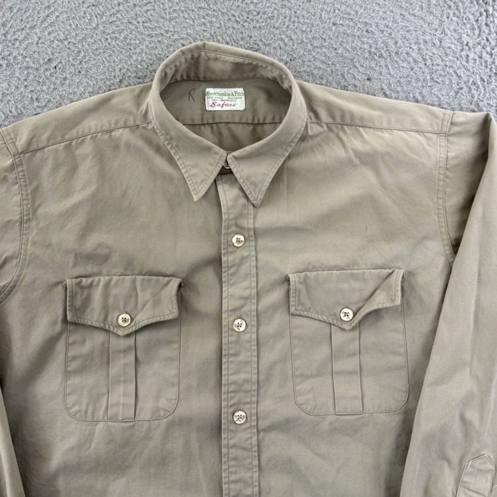 Abercrombie & Fitch VINTAGE Abercrombie & Fitch Safari Shirt Mens L Beige Long Sleeve 50s USA Cotton Button-Up Casual Workwear 50s Retro Classic Outdoors Hipster Size US L / EU 52-54 / 3 - 3 Thumbnail