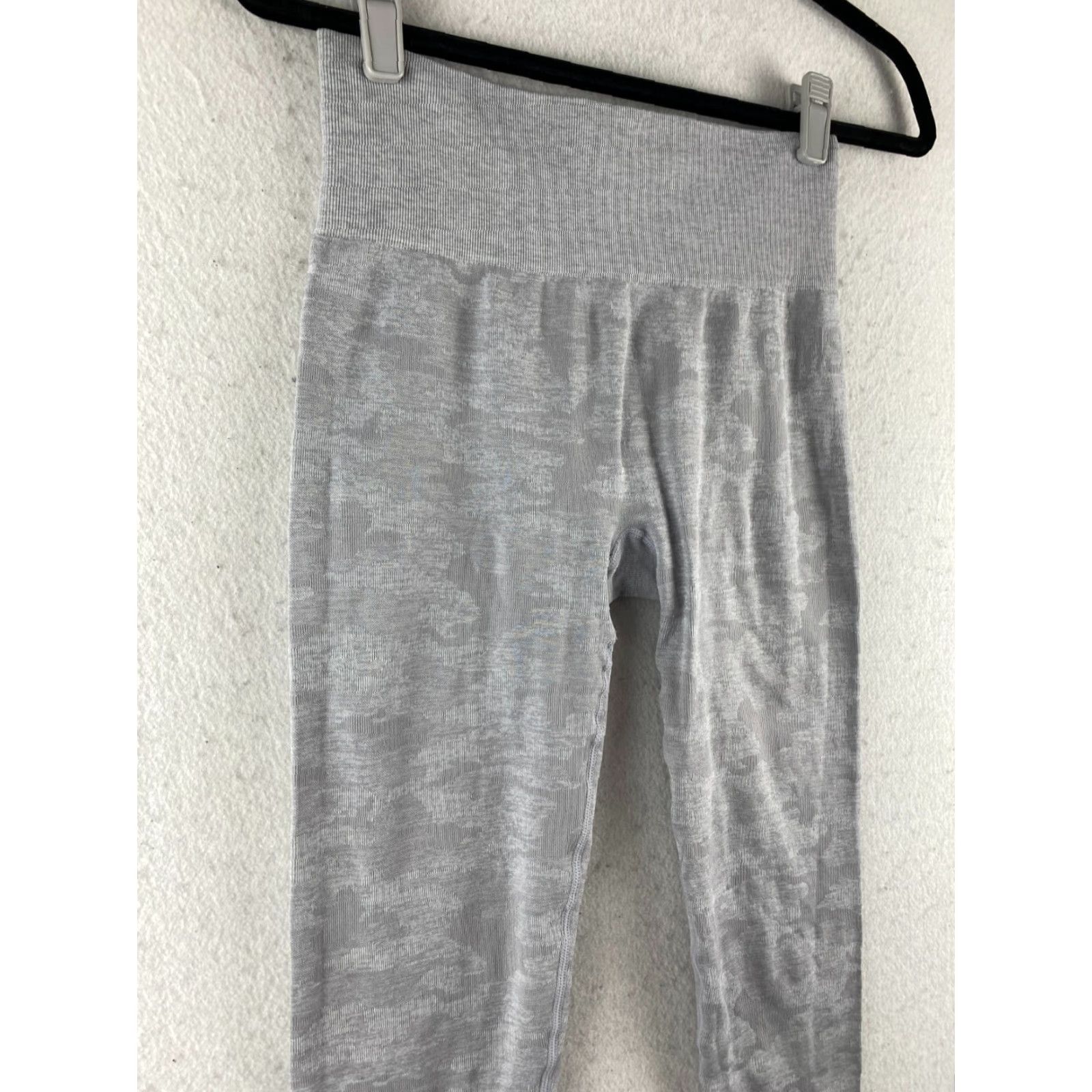 Gymshark Gymshark Leggings Womens XS Gray High Waist Seamless Stretch Compression Active Apparel Womens XS Gray Camouflage Modern Athleisure Size 26" / US 2 / IT 38 - 3 Thumbnail