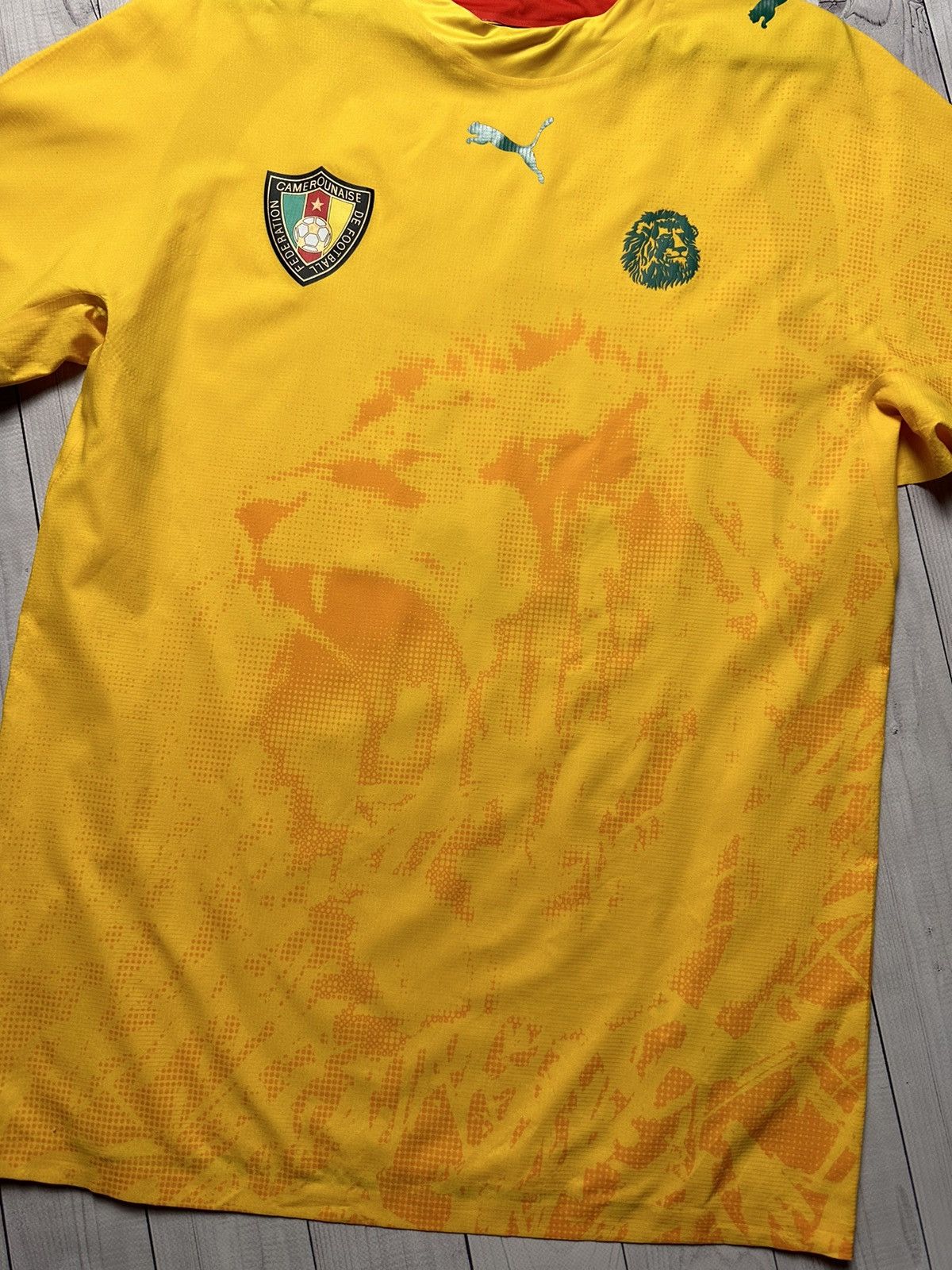 Puma × Vintage Vintage puma Cameron soccer jersey size L big logo rare Size US L / EU 52-54 / 3 - 2 Thumbnail