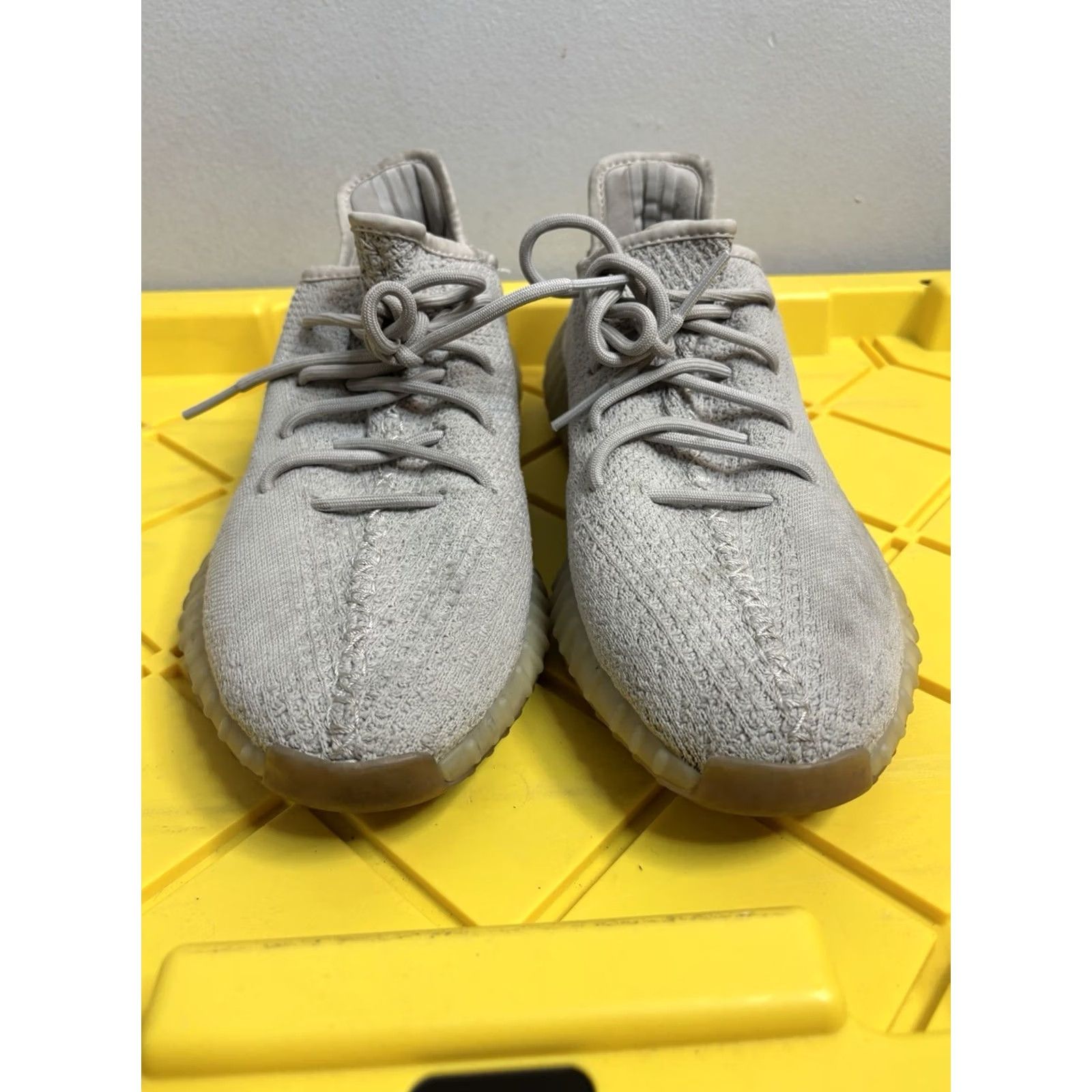 Adidas Adidas Yeezy Boost 350 V2 Sesame Sneaker Men 12 Gray Solid 2018 Boost Primeknit Low Top Crew Size US 12 / EU 45 - 5 Thumbnail