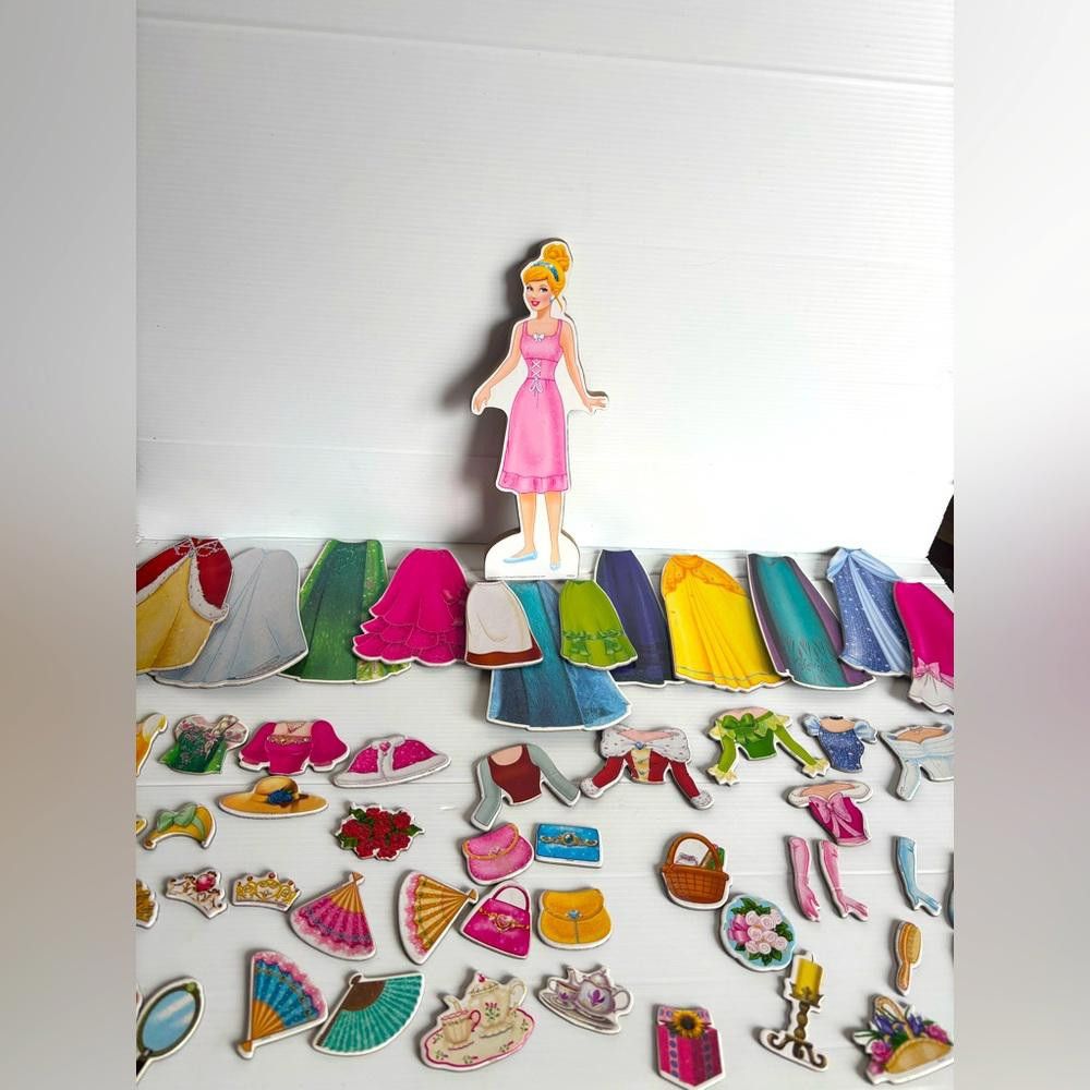 Disney Disney Princess Magnetic Wooden Doll Outfit and Accessories Size ONE SIZE - 1 Thumbnail