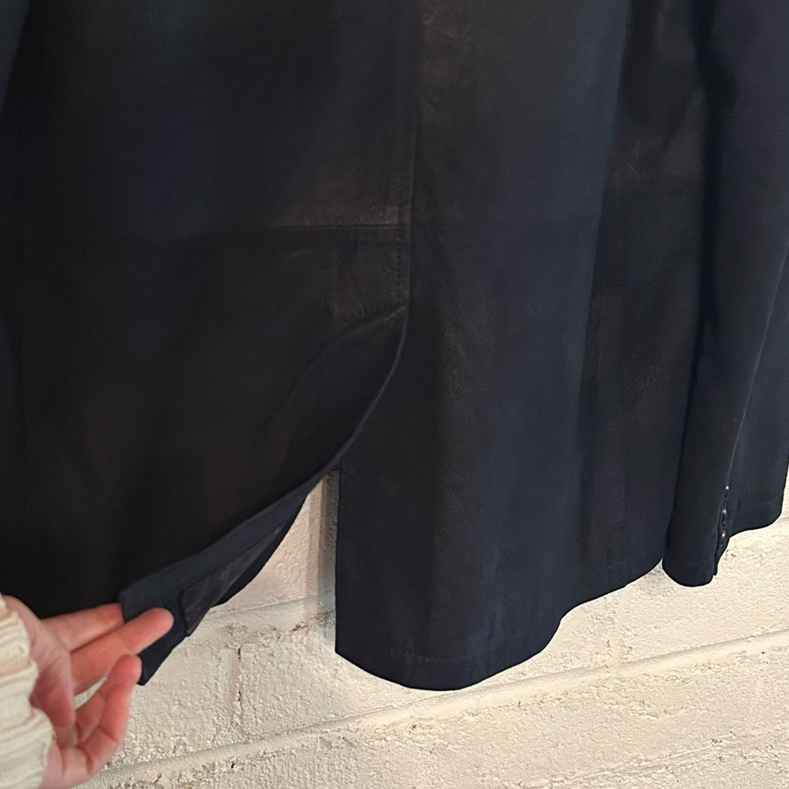 John Varvatos Burnished Suede Jacket size XL Dark Navy Shawl Collar Button Size US L / EU 52-54 / 3 - 14 Thumbnail