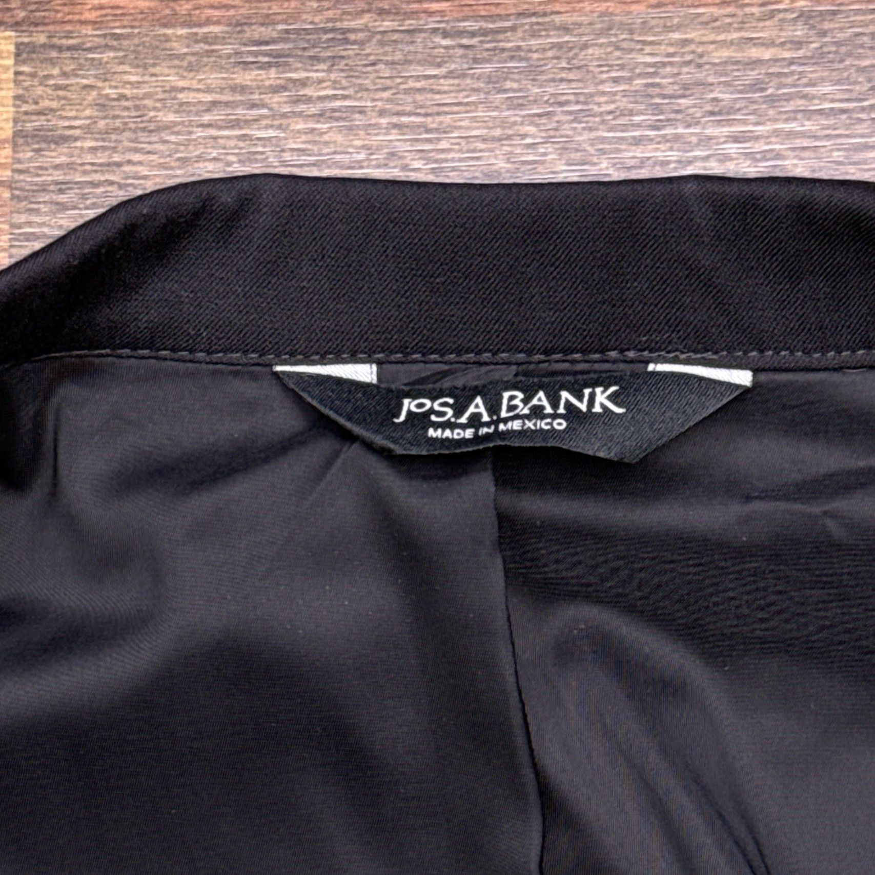 Jos. A. Bank Jos A Bank Traveler Tuxedo Suit 38 Regular Black 32 Waist Pants 2 Piece Formal Shirt? Size 38R - 6 Thumbnail