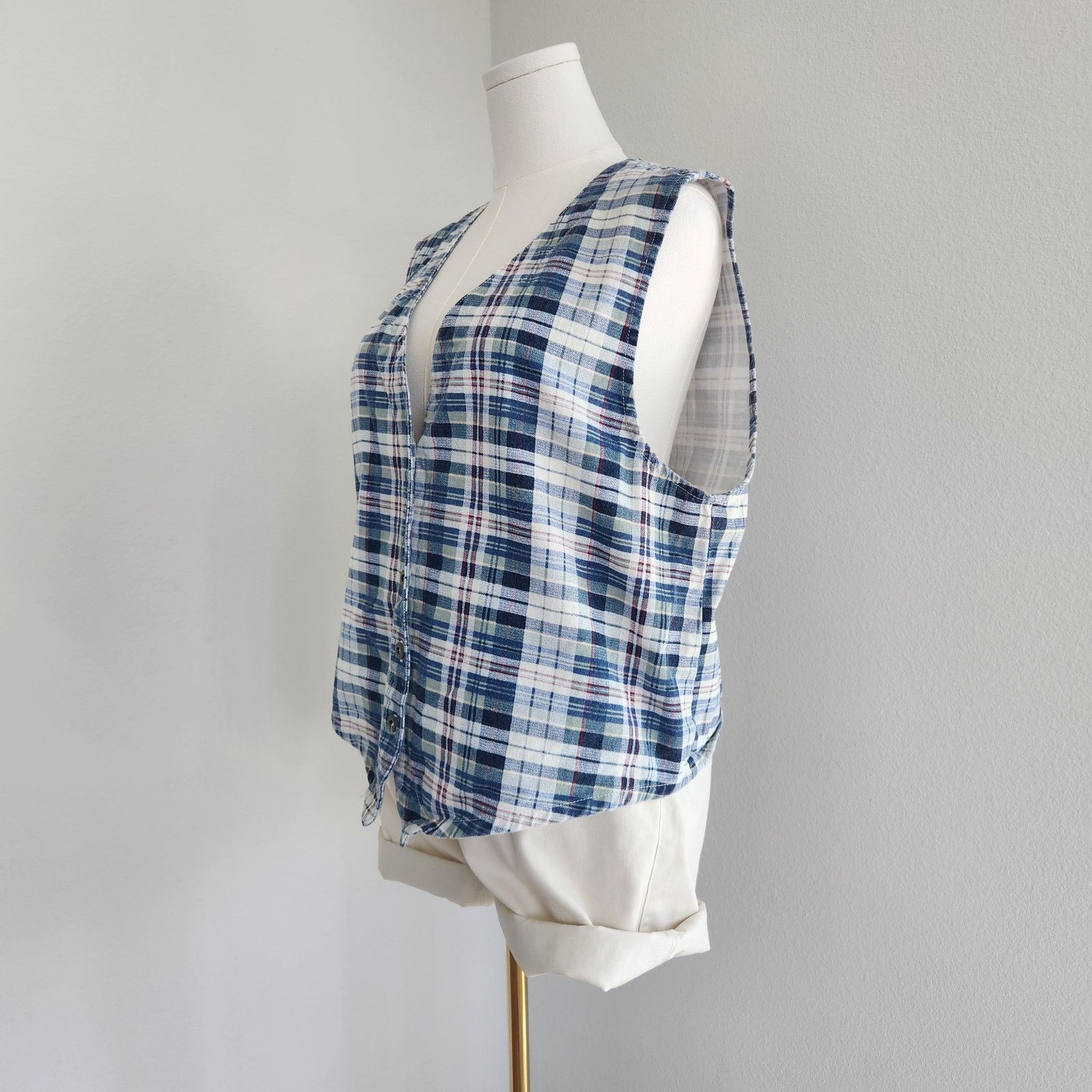 Cherokee 90 Cherokee Red White Blue Plaid Cotton Vest Button L Size L / US 10 / IT 46 - 2 Thumbnail