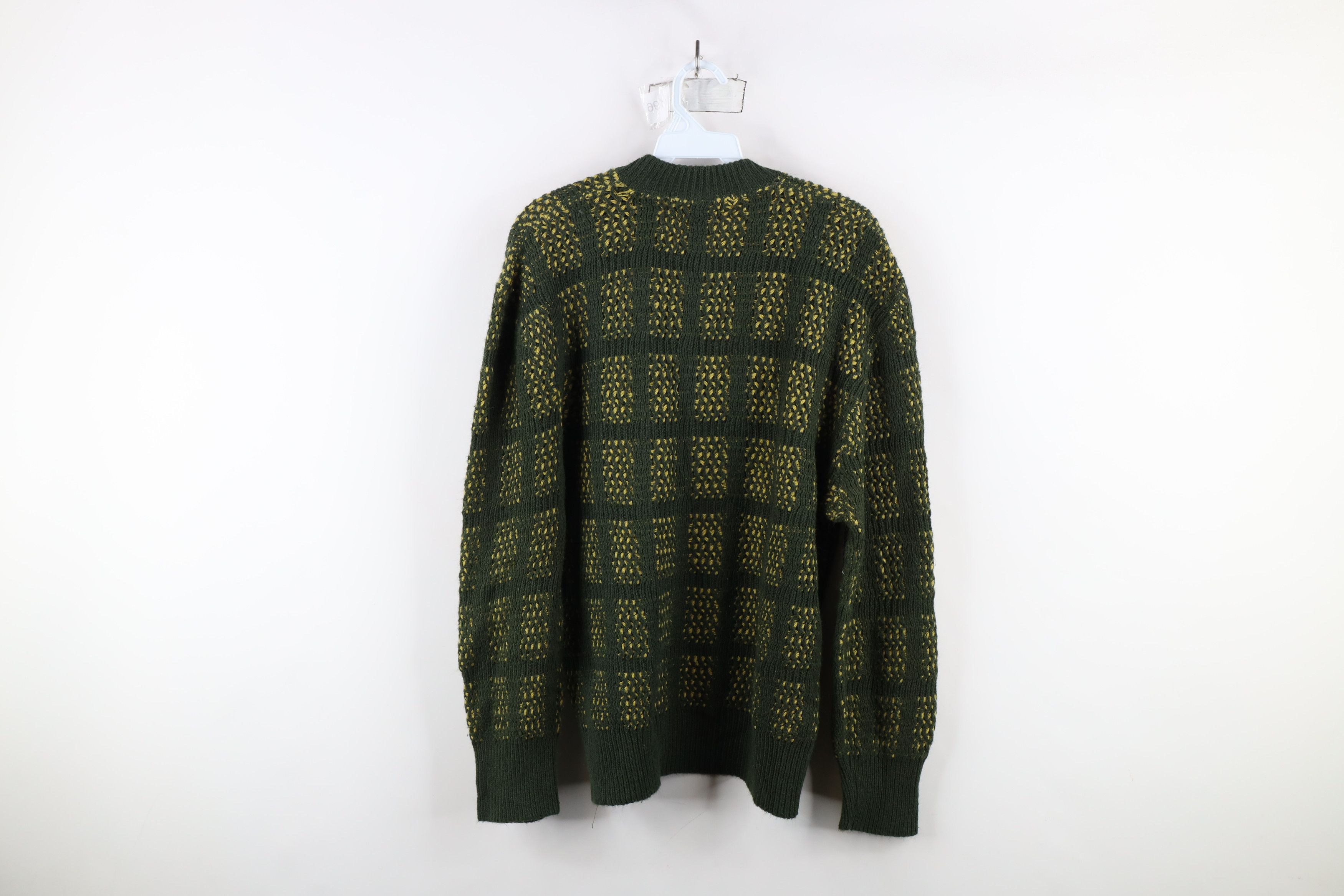 Vintage Vintage 50s Streetwear Checkered Knit V-Neck Sweater USA Size US M / EU 48-50 / 2 - 10 Thumbnail