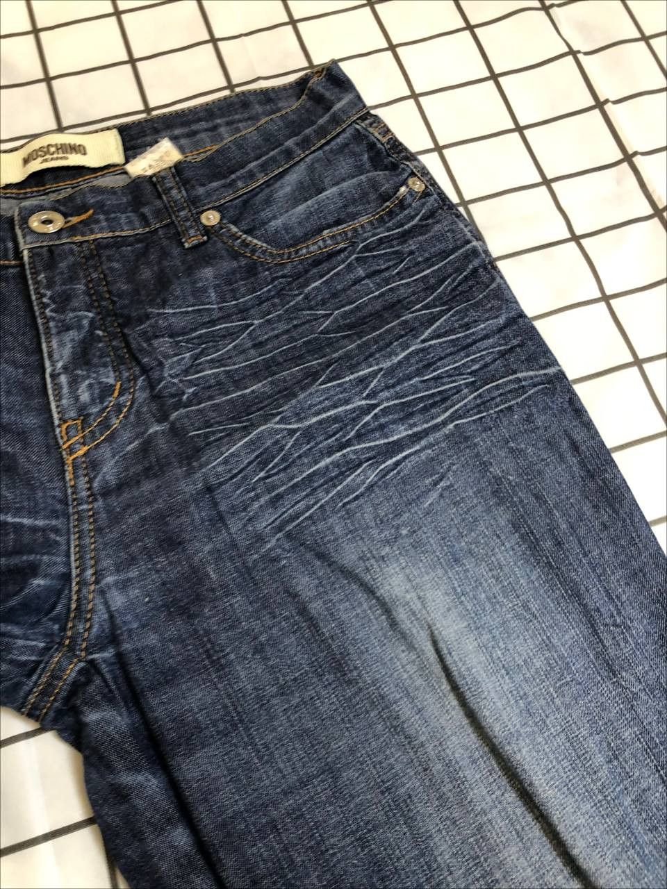Moschino Vintage Moschino Peace Button Fly Dark Washed Denim Jeans Size 27" / US 4 / IT 40 - 7 Thumbnail
