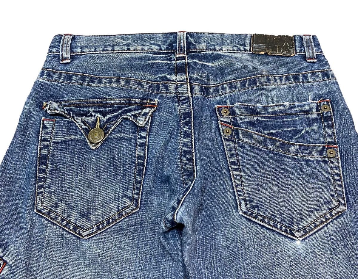 Le Grande Bleu (L.G.B.) Rare Vintage Japanese Brand Rattle Trap Flared Jeans 1990s Size US 35 - 4 Thumbnail