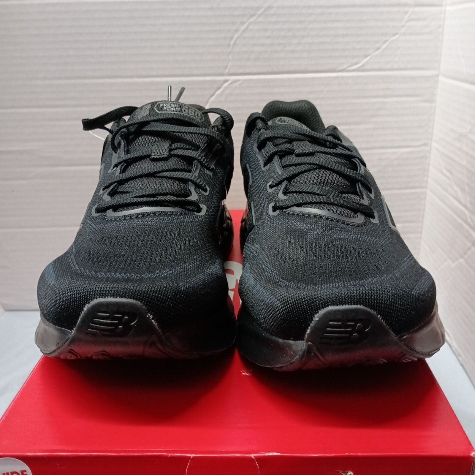 New Balance New Balance 680 V8 Men's Running Shoes Size 8 4E Black Size US 8 / EU 41 - 2 Thumbnail
