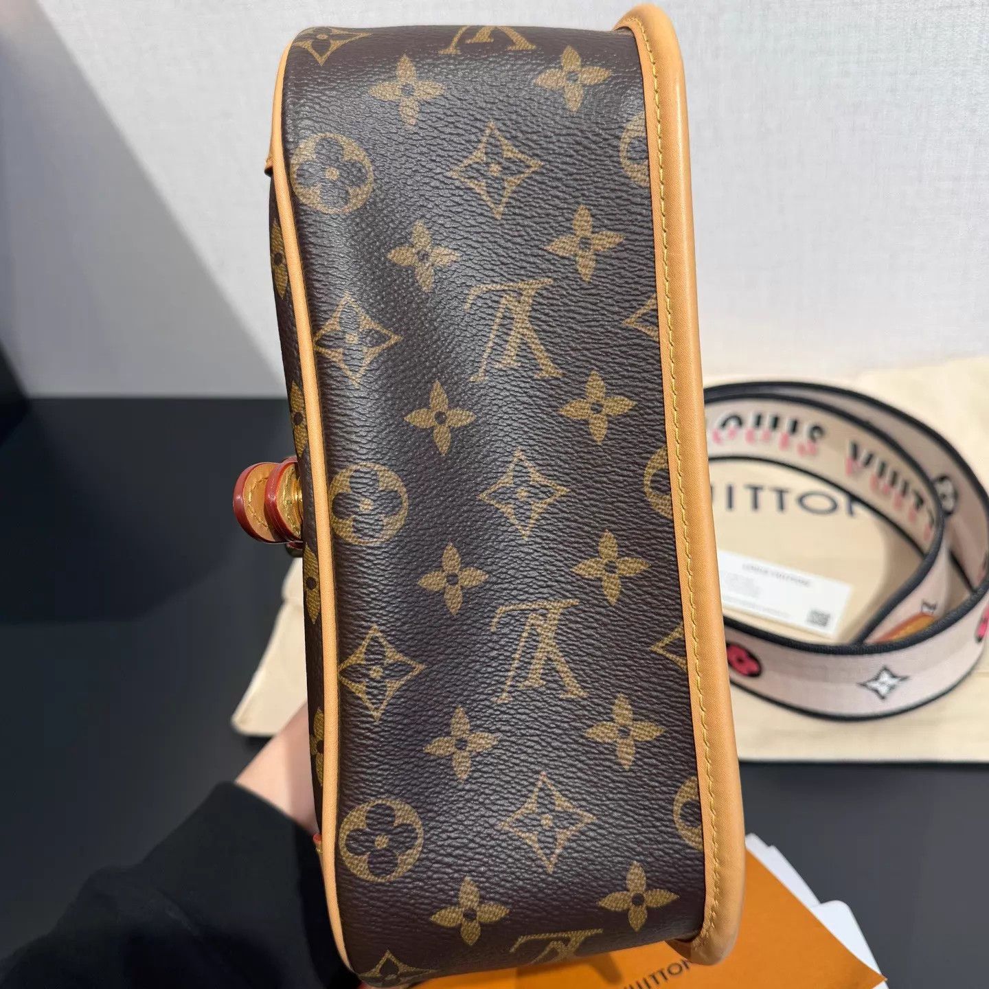 Louis Vuitton LV Baguette PM 98 New Receipt Flaws as pic Size ONE SIZE - 5 Thumbnail