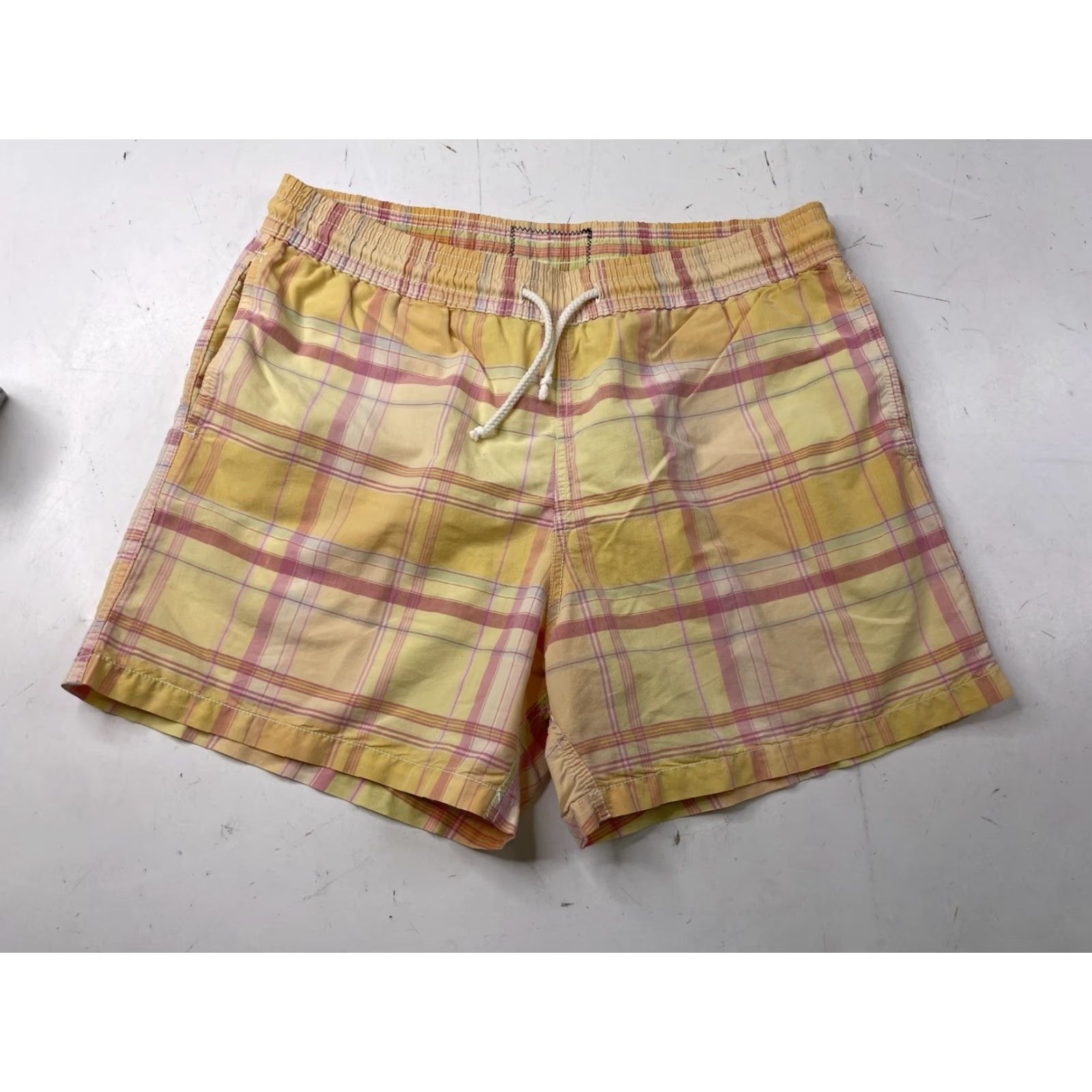 Vilebrequin Vilebrequin Plaid Bottoms XL Men Lined Swim Trunks Multicolor Size US 36 / EU 52 - 2 Thumbnail