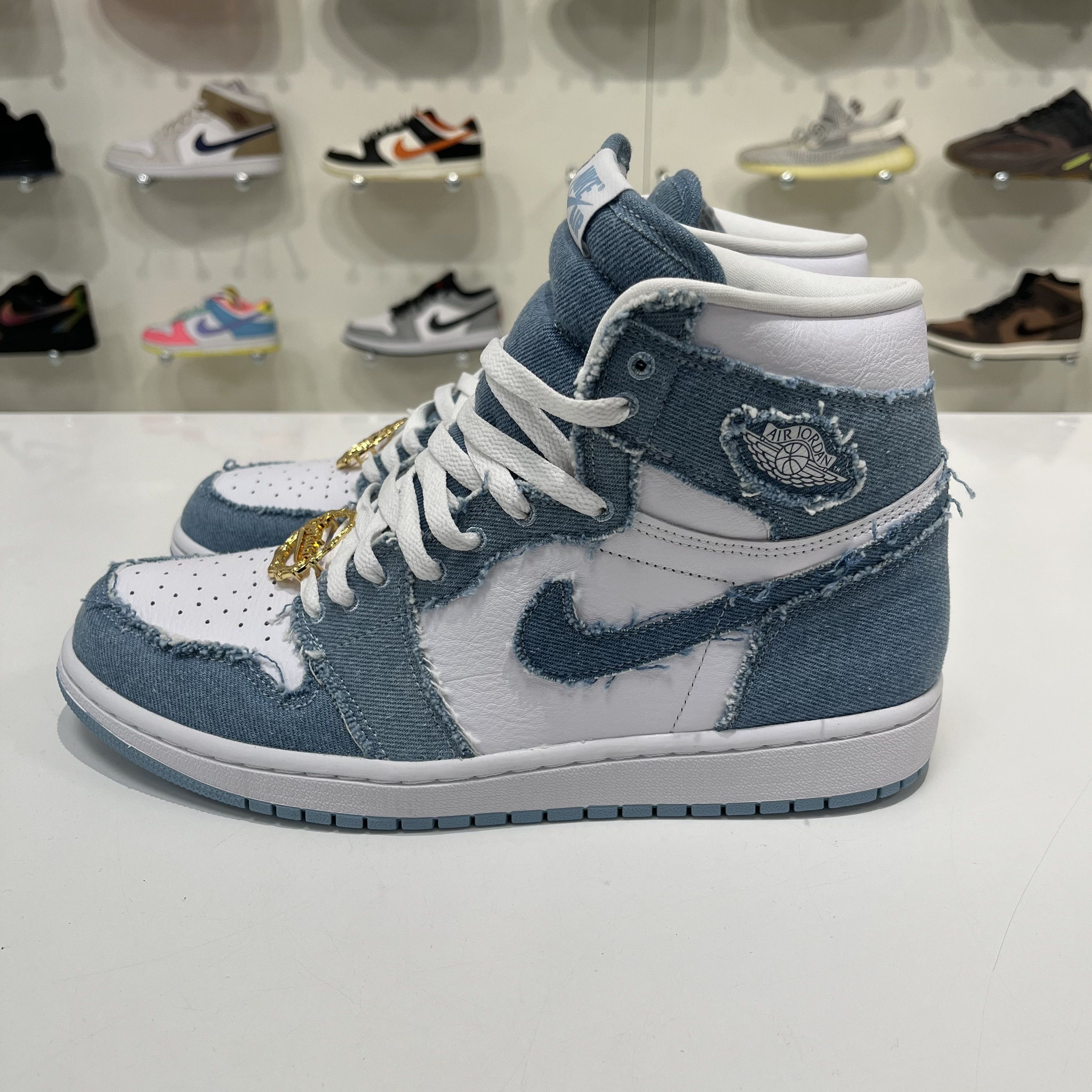 Nike Air Jordan 1 High OG Denim (W) Size US 8.5 / IT 38.5 - 2 Thumbnail