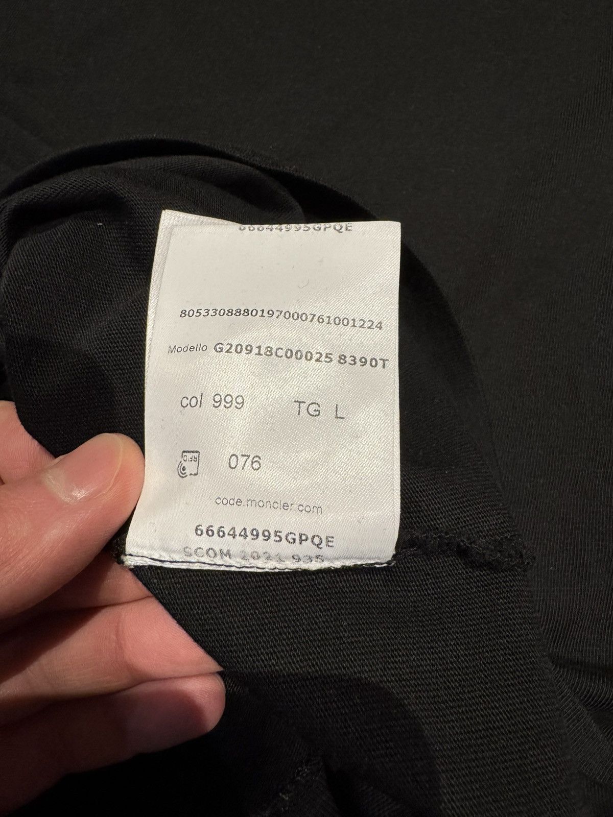 Moncler Moncler T-shirt Size US L / EU 52-54 / 3 - 12 Thumbnail