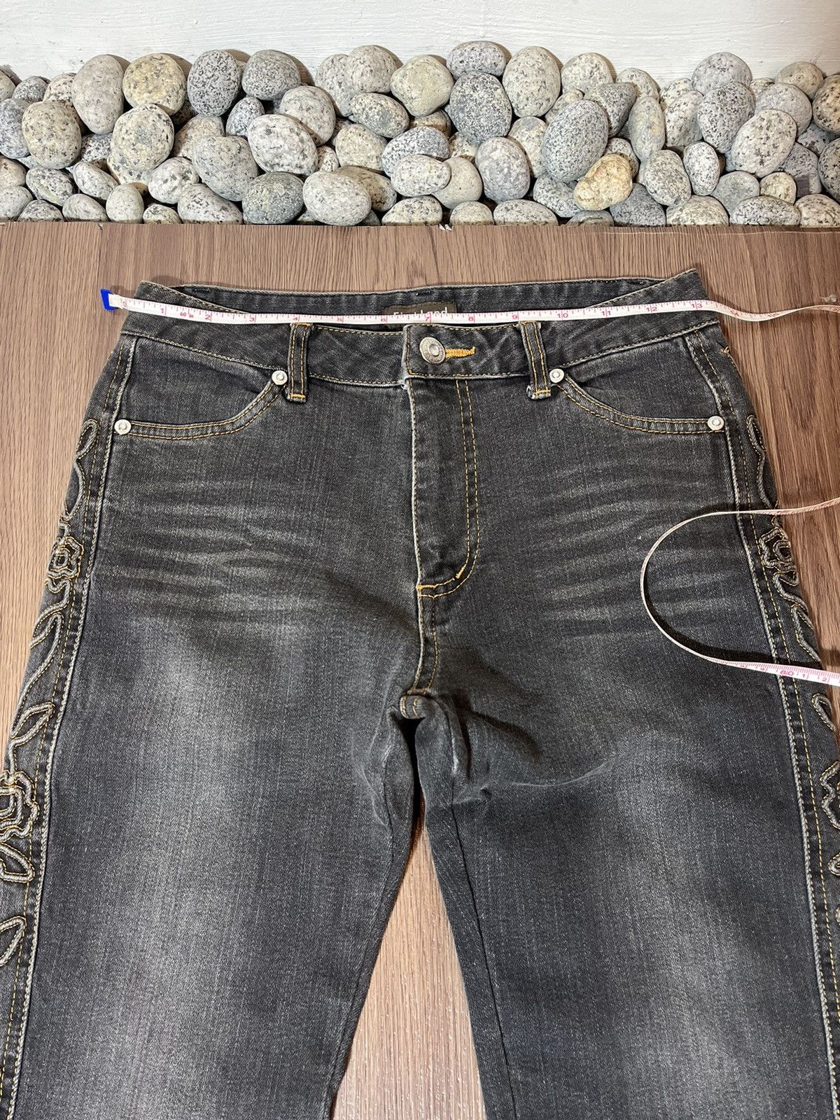 Hysteric Glamour × If Six Was Nine × Japanese Brand Jouer Aux Echecs japan floral embroidery flare denim Size US 27 - 10 Thumbnail
