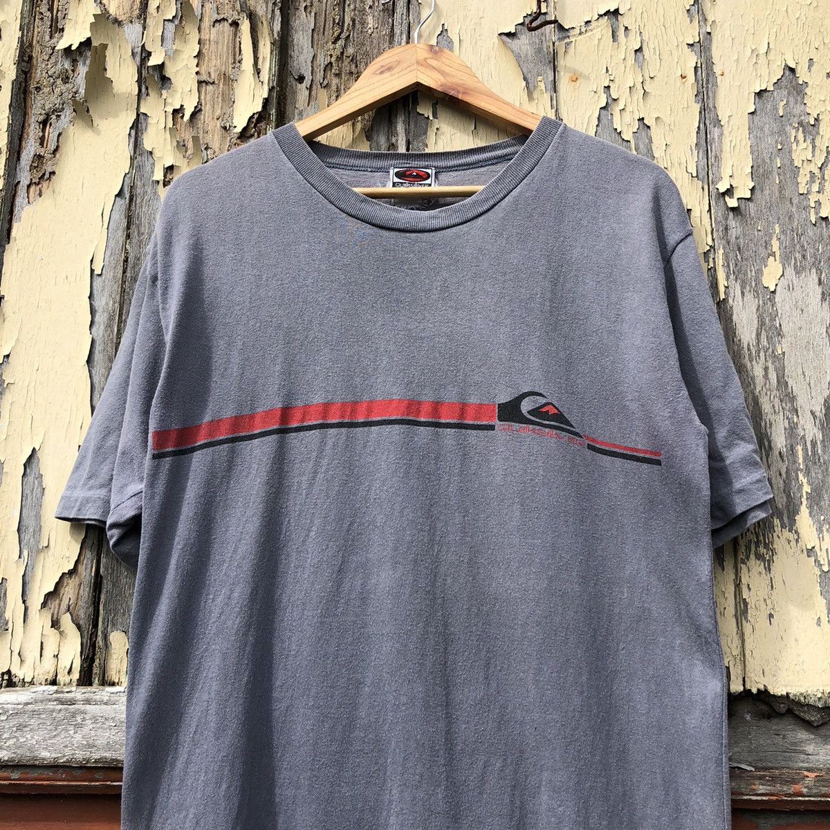 Quiksilver Vintage 90s Quiksilver Surf Tshirt Made in Japan Size US L / EU 52-54 / 3 - 3 Thumbnail