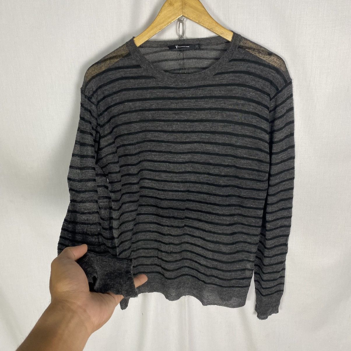T by Alexander Wang T Alexander Wang Knit Long Sleeve Size XS / US 0-2 / IT 36-38 - 2 Thumbnail