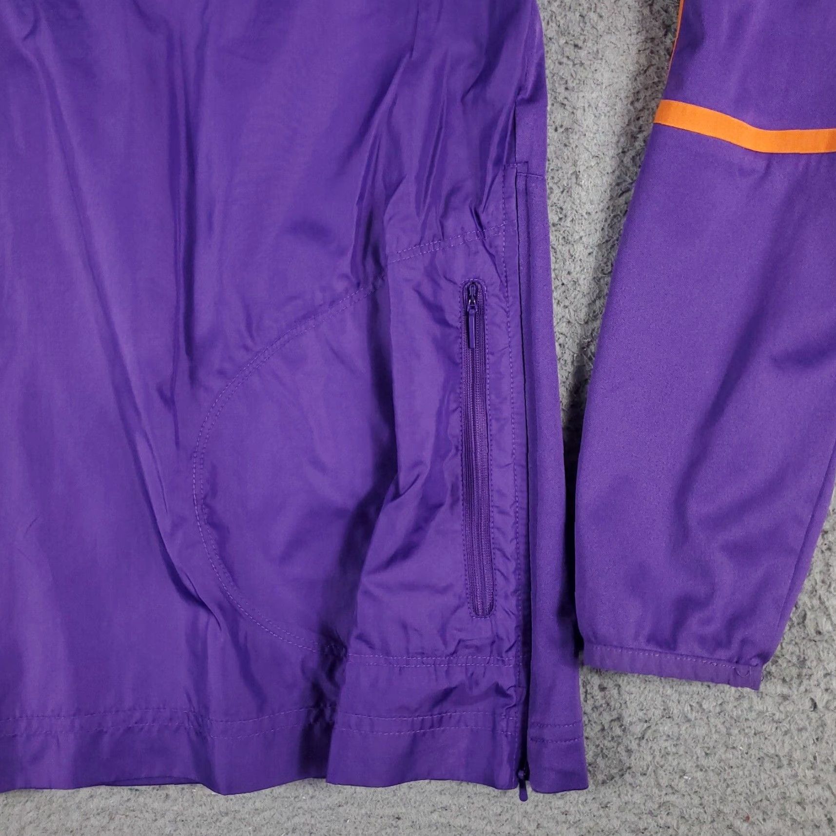 Nike Nike Jacket Womens L Purple 1/2 Zip Windbreaker Logo Swoosh Casual Sports Windbreaker Womens Size L / US 10 / IT 46 - 5 Thumbnail