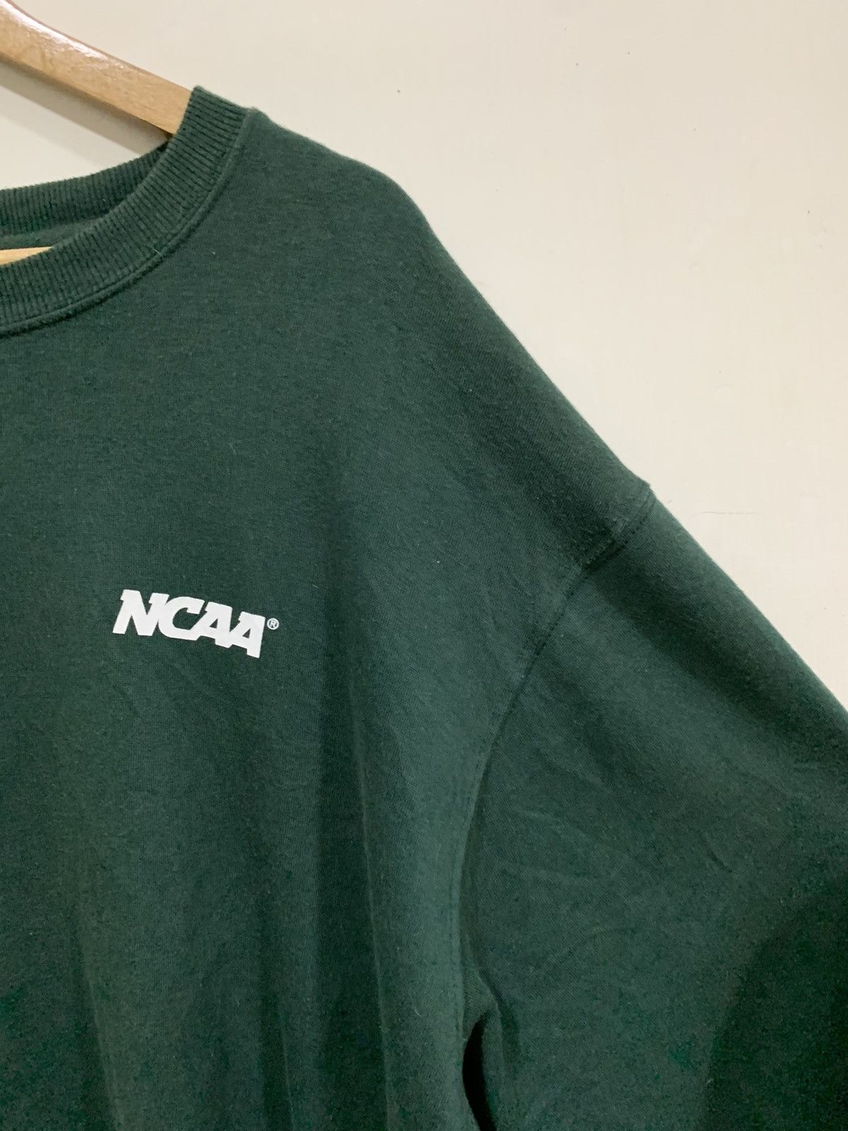 NCAA Vintage NCAA Green Sweatshirt Big Size Size US XXL / EU 58 / 5 - 8 Thumbnail