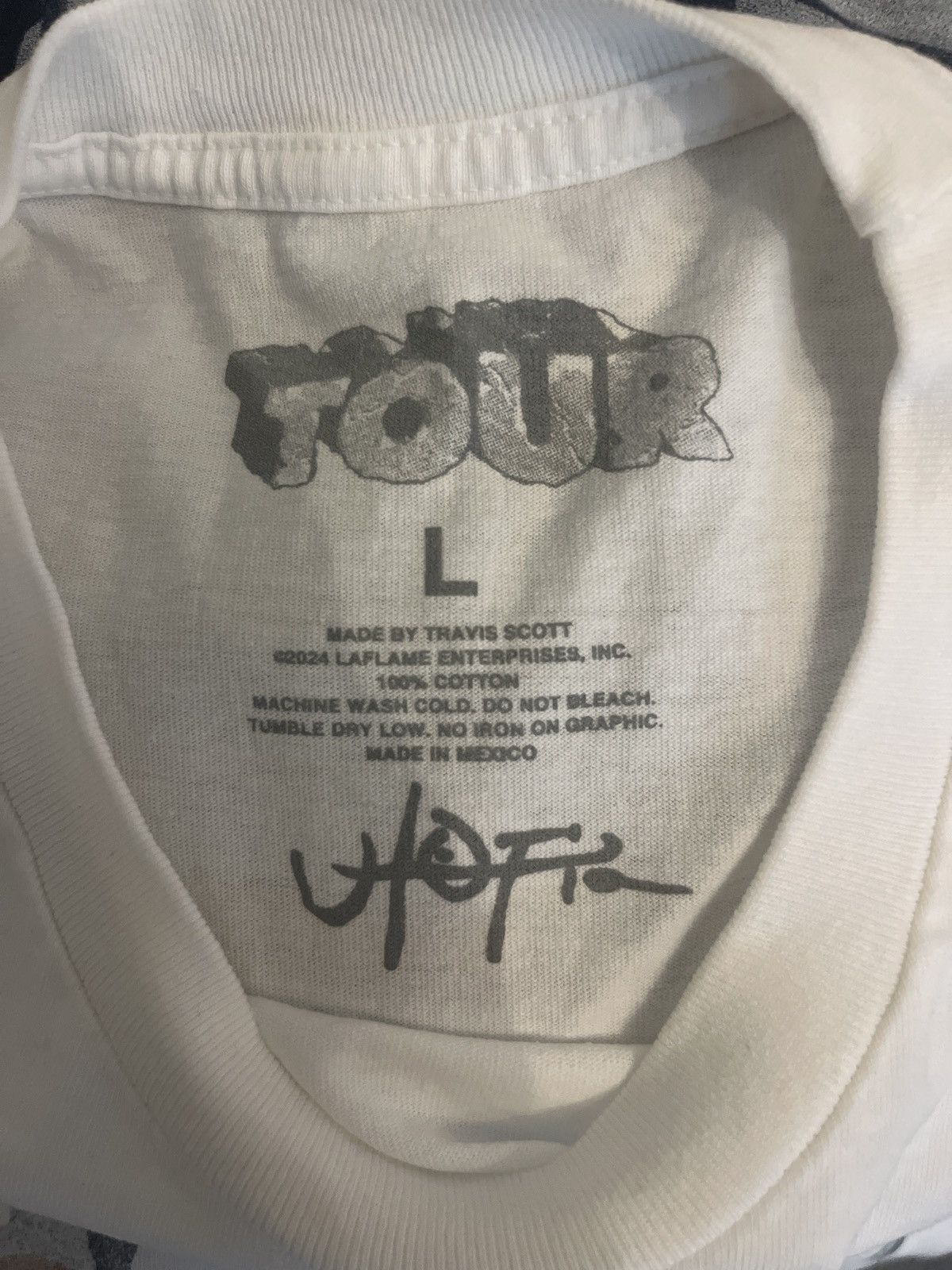 Travis Scott Utopia MetLife Tee Size US L / EU 52-54 / 3 - 3 Thumbnail