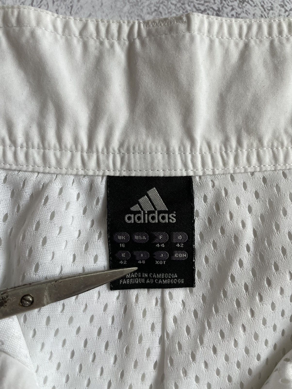 Vintage Adidas vintage 00’s White Classic Pants Size L XL Size US 36 / EU 52 - 8 Thumbnail