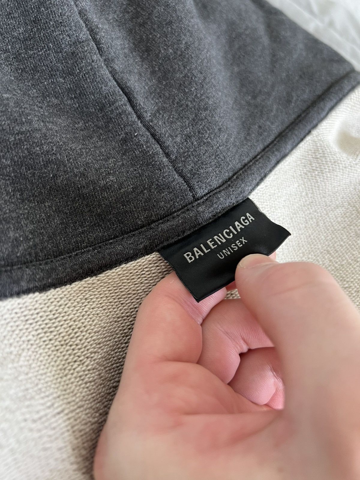 Balenciaga Balenciaga Tape Hoodie Size US S / EU 44-46 / 1 - 19 Thumbnail