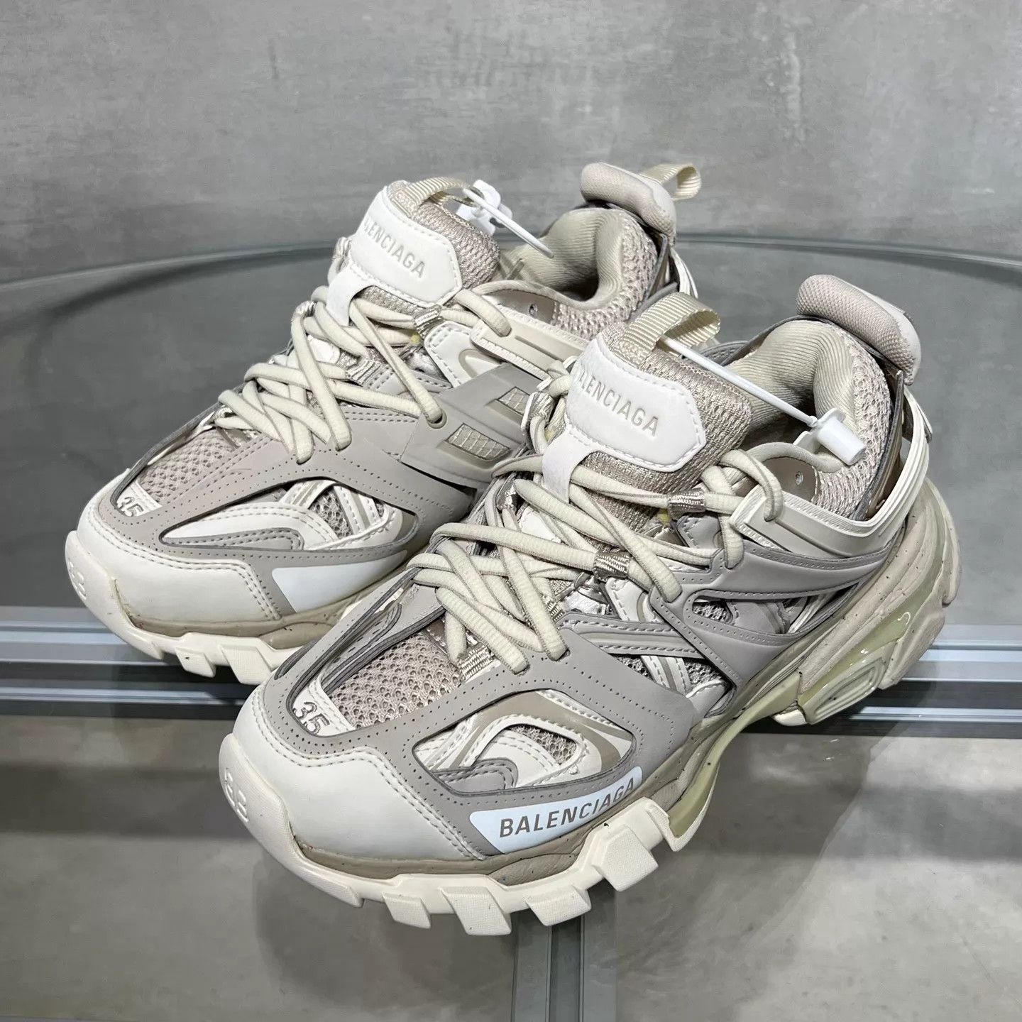 Balenciaga Balenciaga BLCG Track Latte 35 Wmns Size US 4.5 / IT 34.5 - 2 Thumbnail