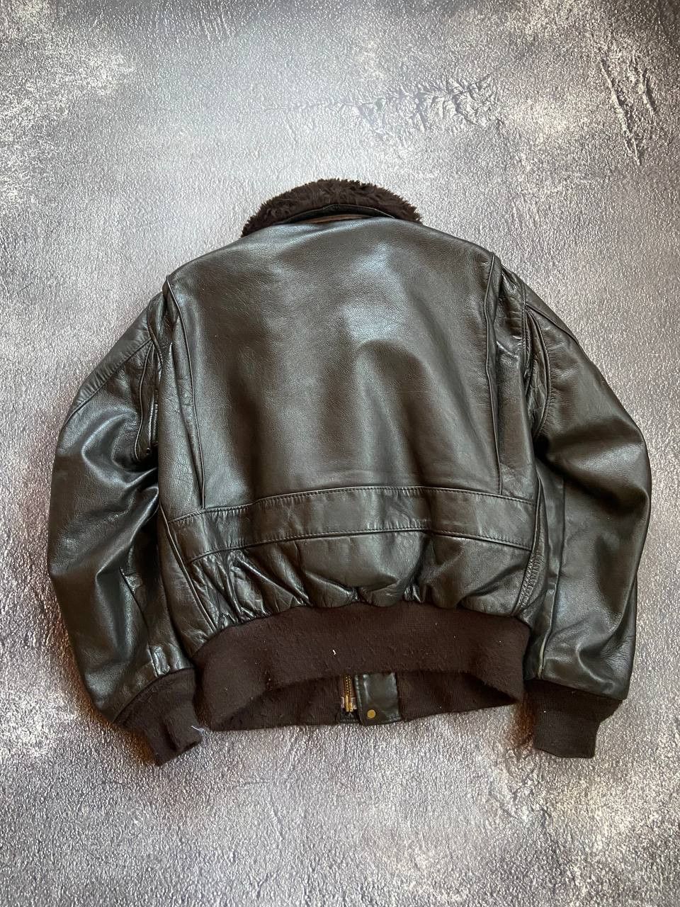 Schott vintage Schott NYC Leather Bomber with Detachable Collar Size US L / EU 52-54 / 3 - 2 Thumbnail