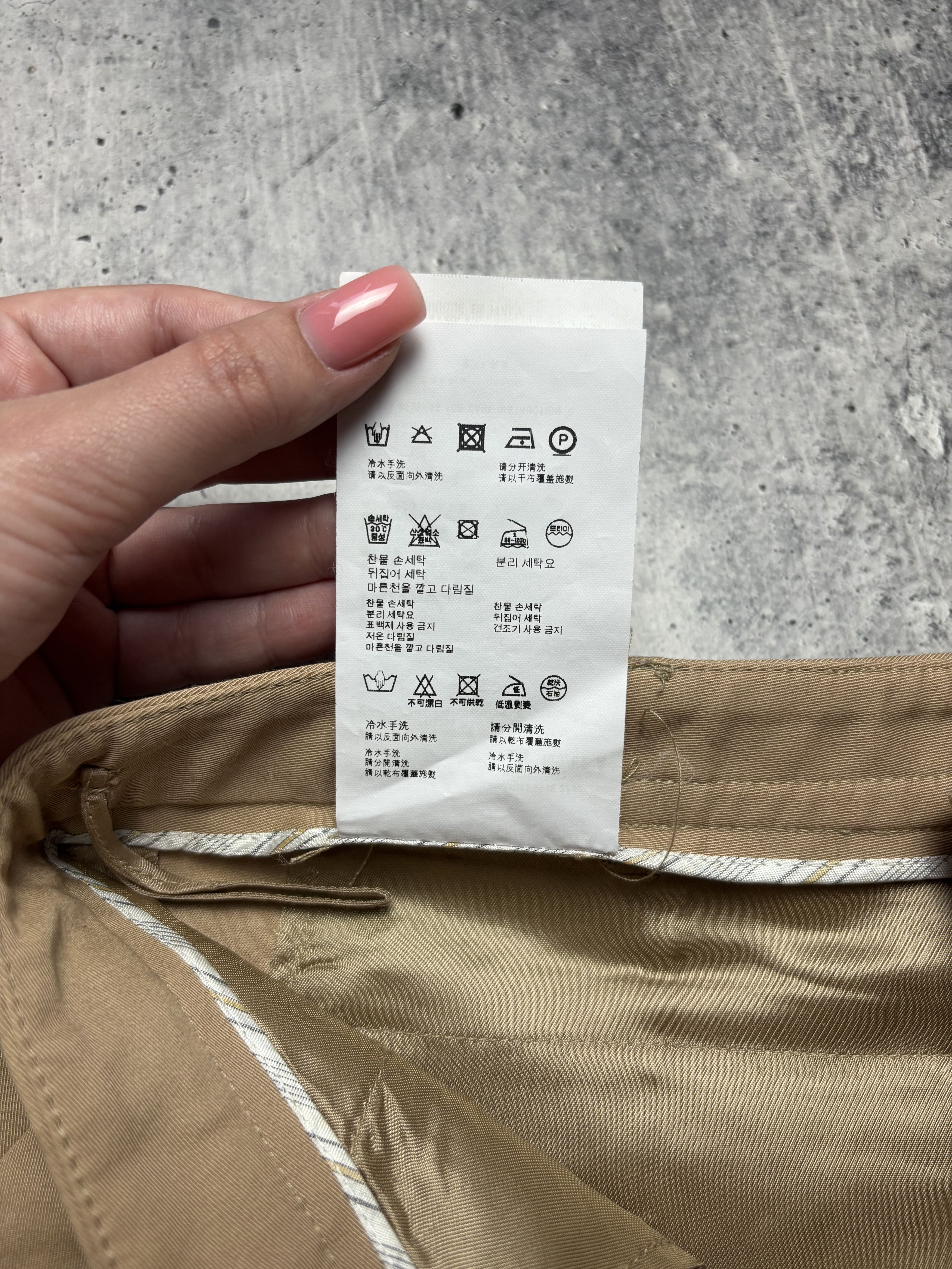Miu Miu Miu Miu Bermuda Shorts Size IT 38 Size 26" / US 2 / IT 38 - 6 Thumbnail
