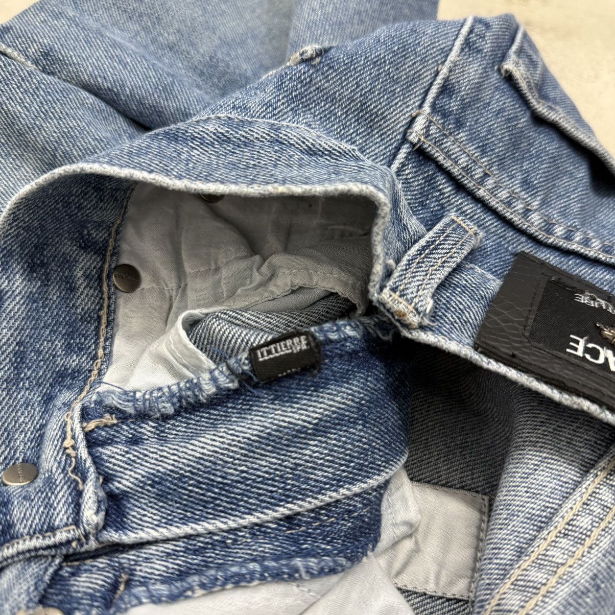 Versace Vintage Versace Jeans Couture Stonewash DistressDenim Pants Size 25" / US 0 / IT 36 - 21 Thumbnail
