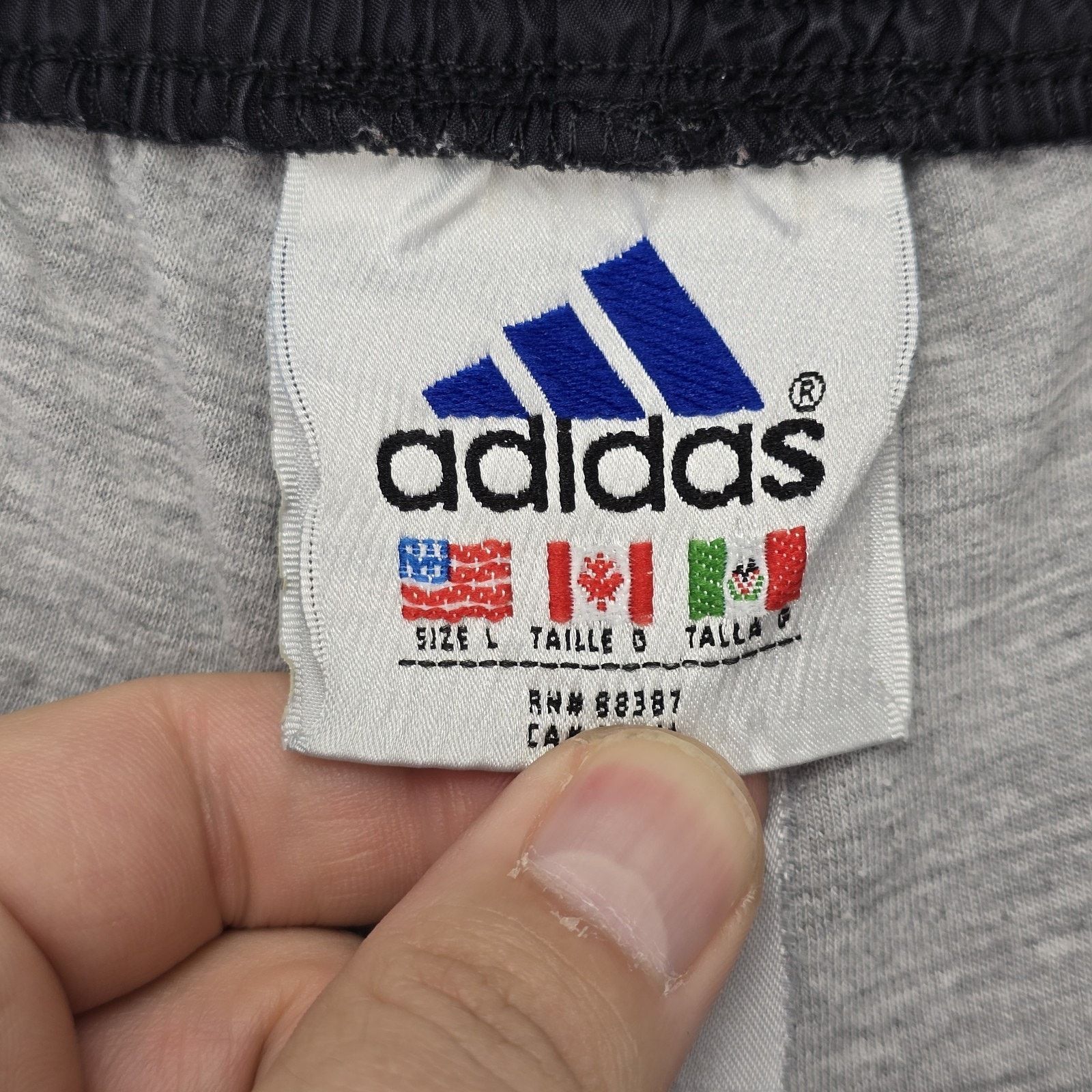 Adidas Vintage Adidas Windbreaker Pants Mens Large Tearaway Y2K 90s Size US 34 / EU 50 - 5 Thumbnail