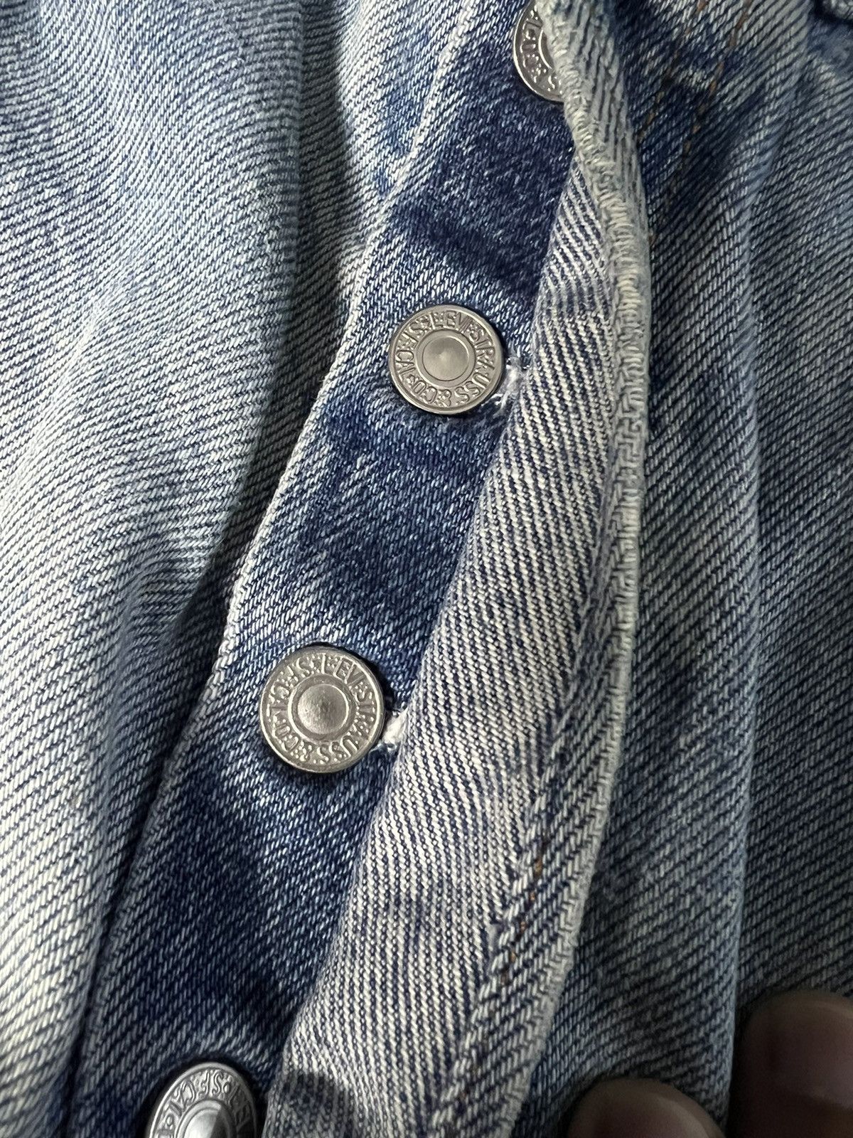 Levi's 💥LIMITED EDITION💥VINTAGE 90’S LEVIS 501XX DISTRESSED JEANS Size US 34 / EU 50 - 12 Thumbnail