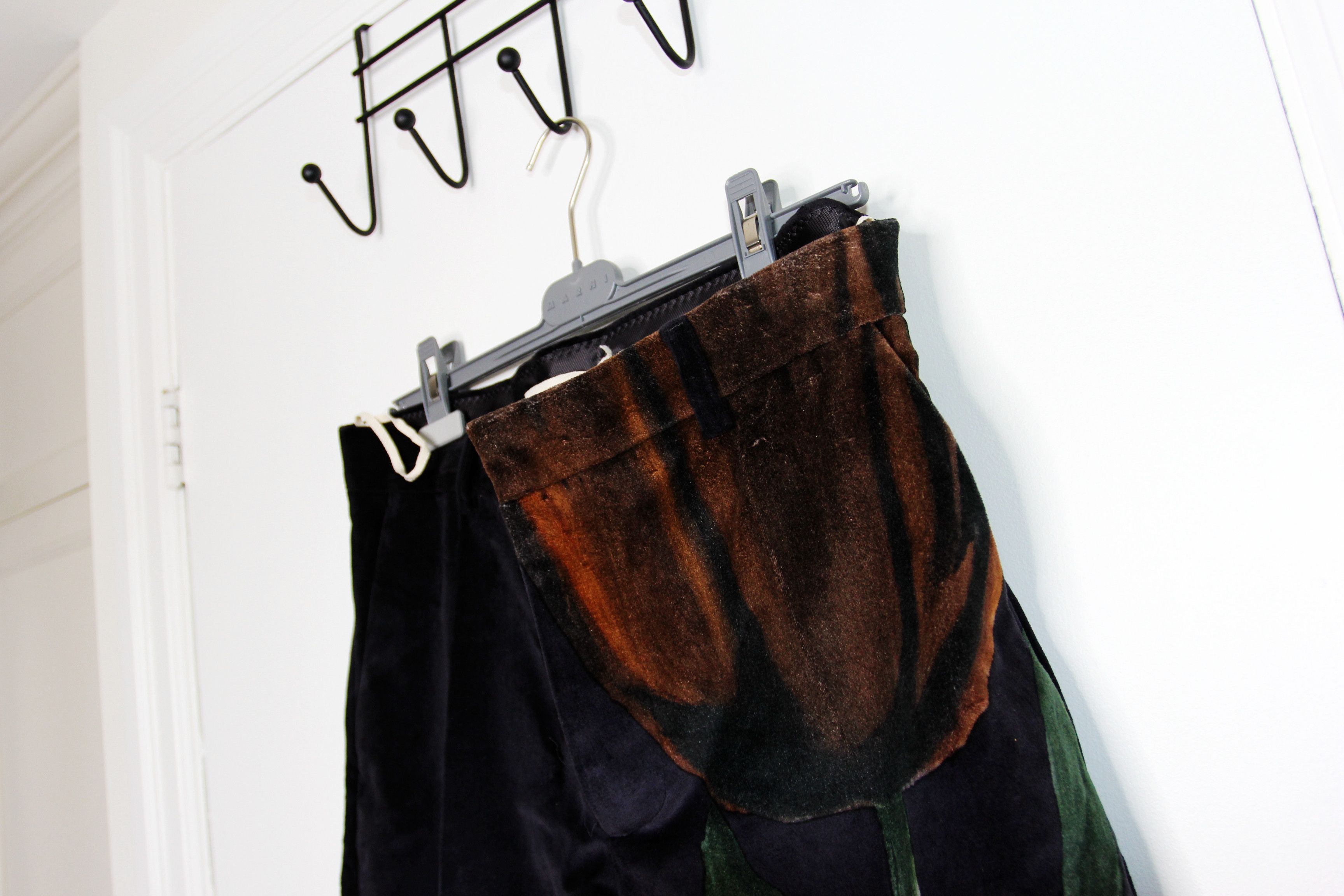 Marni BNWT AW25 MARNI BIG TULIPS VELVET PRINTED PANTS 48 Size US 32 / EU 48 - 4 Thumbnail