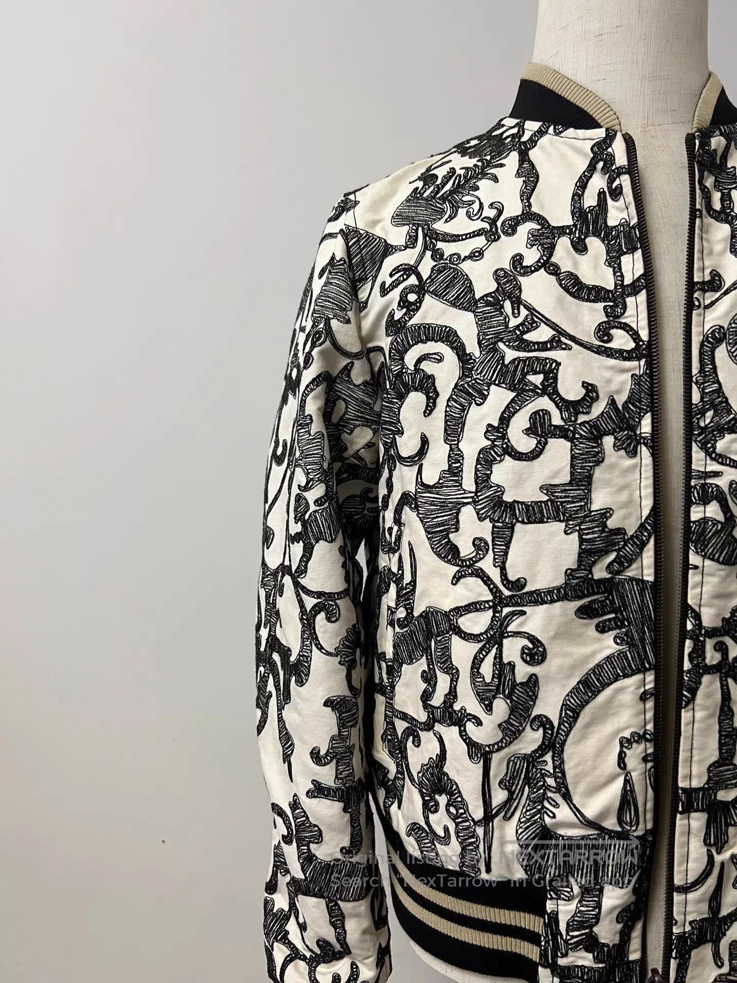 Dries Van Noten White Printed Bomber Jacket. Size US M / EU 48-50 / 2 - 2 Thumbnail