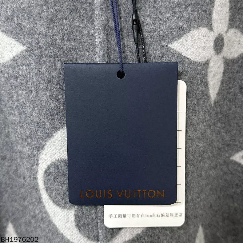 Other Louis Vuitton Monogram Robe Coat- Size S / US 4 / IT 40 - 8 Thumbnail