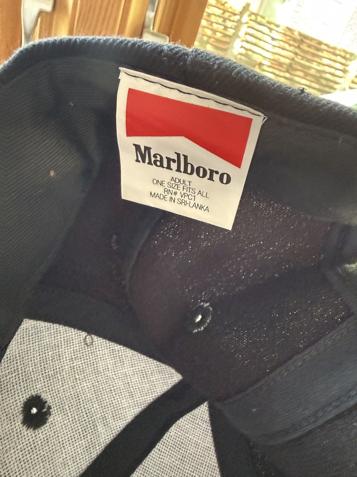 Vintage NWT Vintage 90s Marlboro Embroidered Strapback Hat Size ONE SIZE - 5 Thumbnail