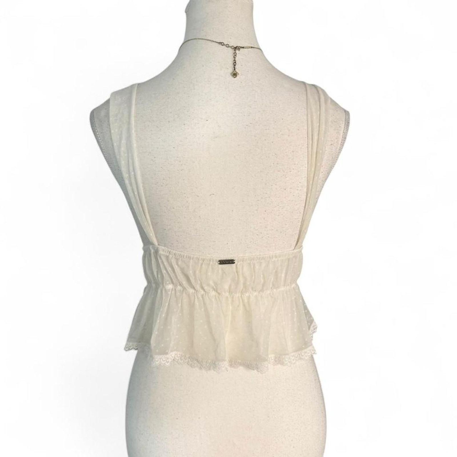 Other Adore Me white lace cami top with bow detail size xl Size XL / US 12-14 / IT 48-50 - 2 Thumbnail