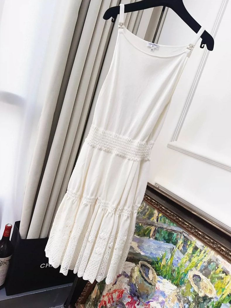 Chanel Chanel 20s beige knitted diamond buckle double C suspender Size XXS / US 00 / IT 34 - 1 Thumbnail
