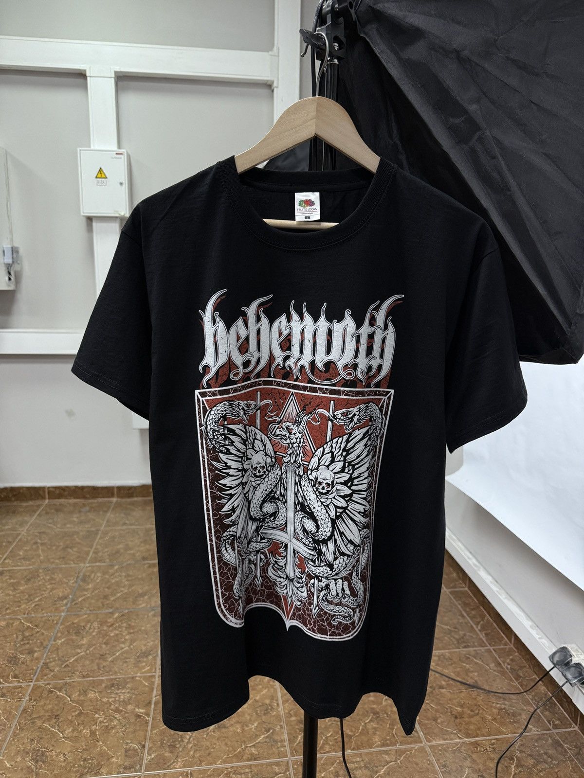 Fruit Of The Loom 🇵🇱 Vintage Y2K Behemoth Blackened Death Metal T-shirt Black Size US XL / EU 56 / 4 - 1 Thumbnail