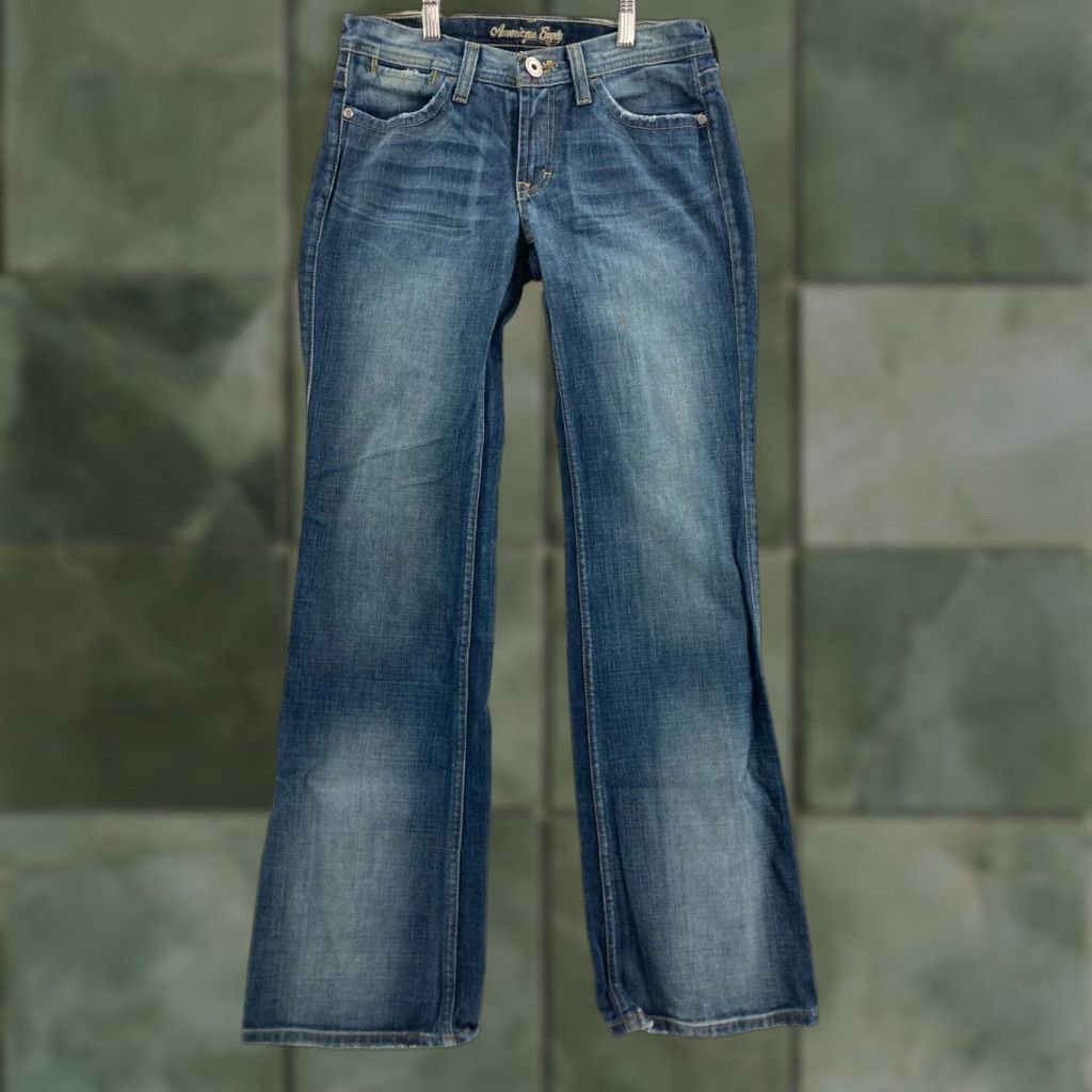 American Eagle Outfitters American Eagle Women’s Jeans Size 2 Blue Light Wash Bootcut Low Rise Hipster Cotton Denim Size 26" / US 2 / IT 38 - 1 Thumbnail