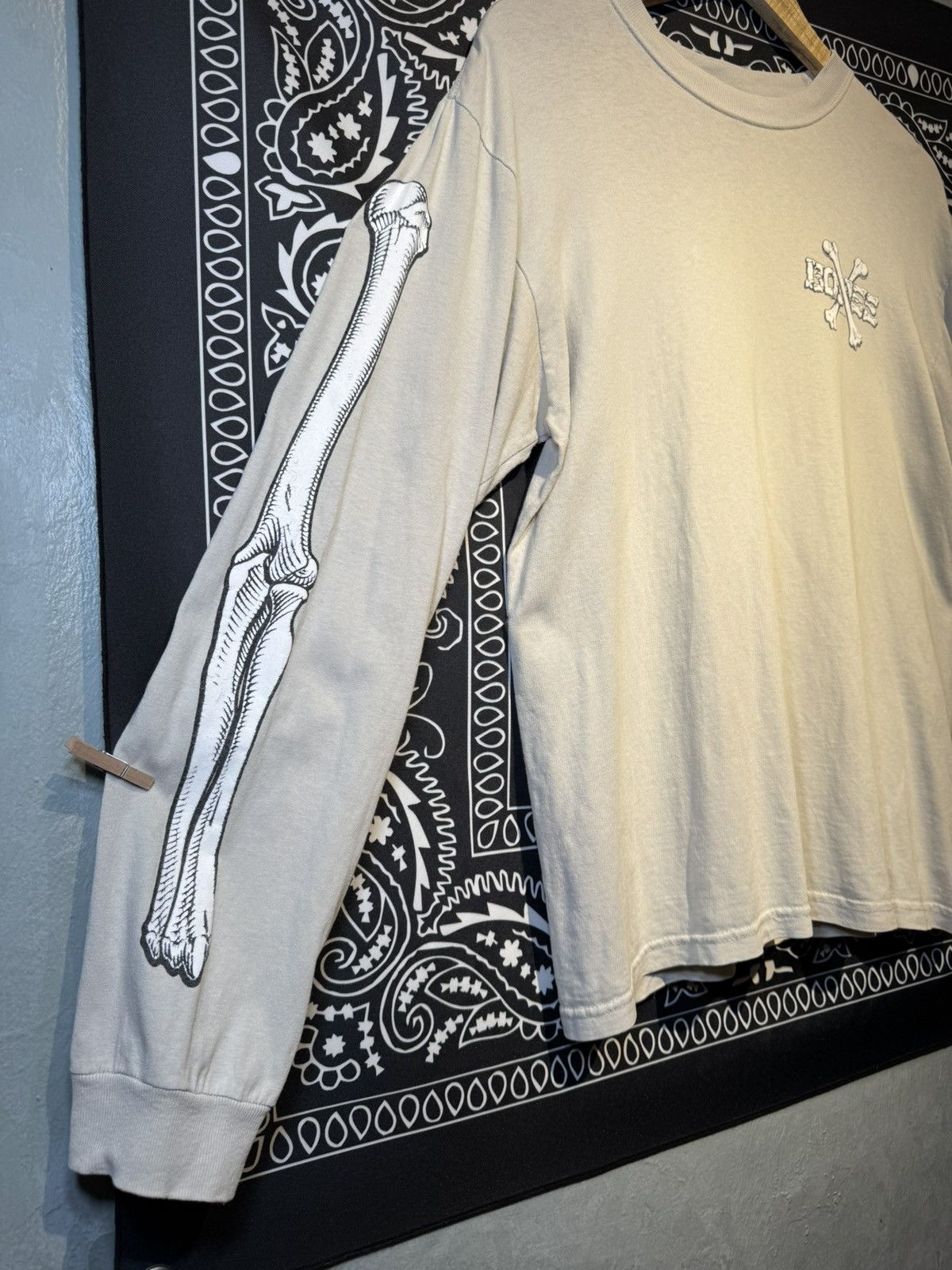 Bones × Powell Peralta Powell Peralta Crossbones Signed By Steve Caballero L/S Size US M / EU 48-50 / 2 - 5 Thumbnail
