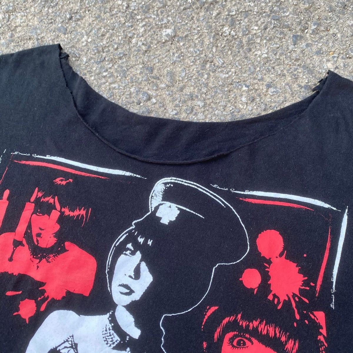 Band Tees RARE ‼️ Kinoco Hotel Size US M / EU 48-50 / 2 - 4 Thumbnail