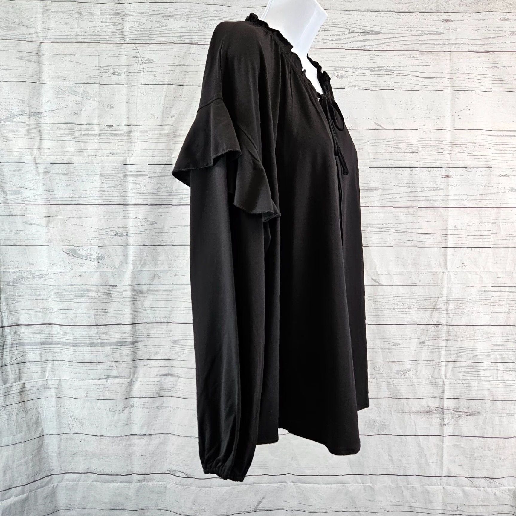 Elizabeth and James VINTAGE Textile Elizabeth and James Womens Top XL Solid Black Long Sleeve Ruffle Shirt Size XL / US 12-14 / IT 48-50 - 3 Thumbnail