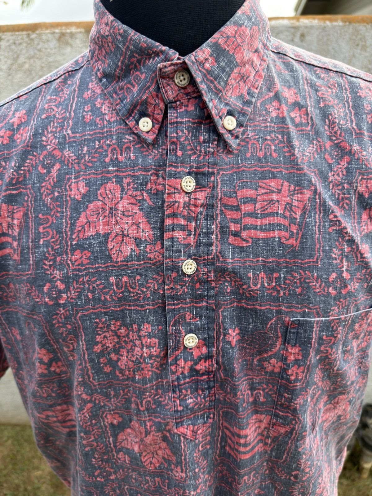 Reyn Spooner PreOwned Reyn Spooner Red/Blue Hawaiian Print Men's M Size US M / EU 48-50 / 2 - 3 Thumbnail