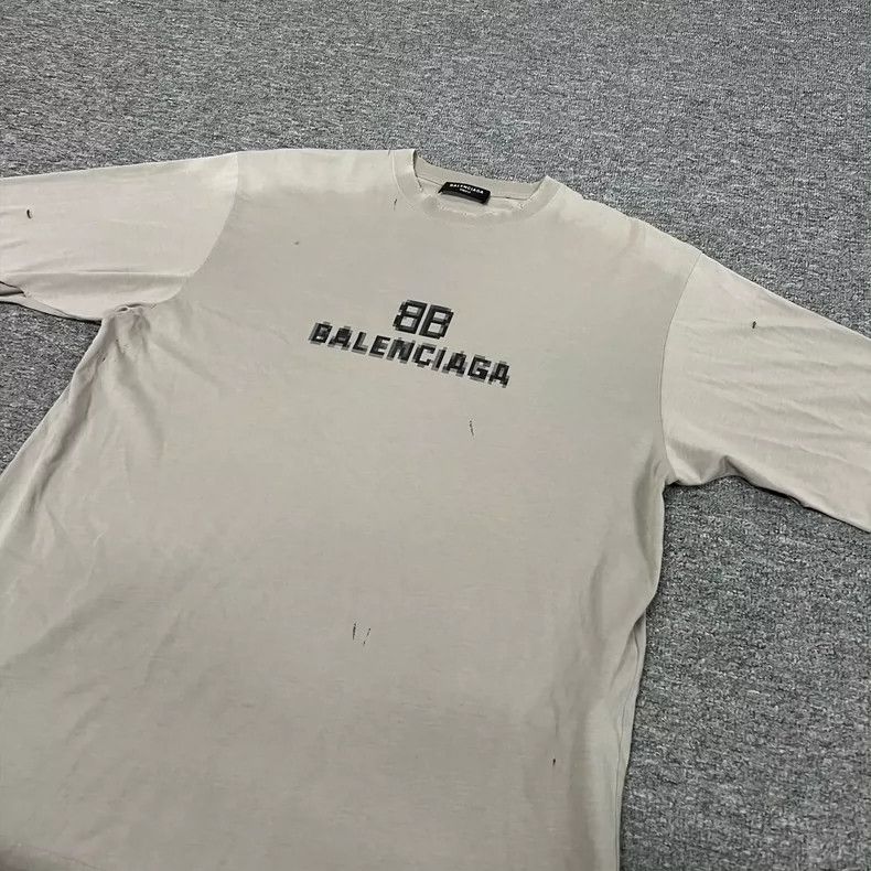Balenciaga Balenciaga Mosaic fuzzy letter printed short sleeve T-shir Size US XXS / EU 40 - 3 Thumbnail