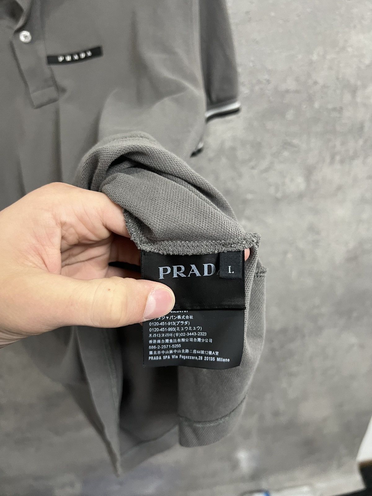 Prada Prada Polo Red Tab T Shirt Size US L / EU 52-54 / 3 - 6 Thumbnail