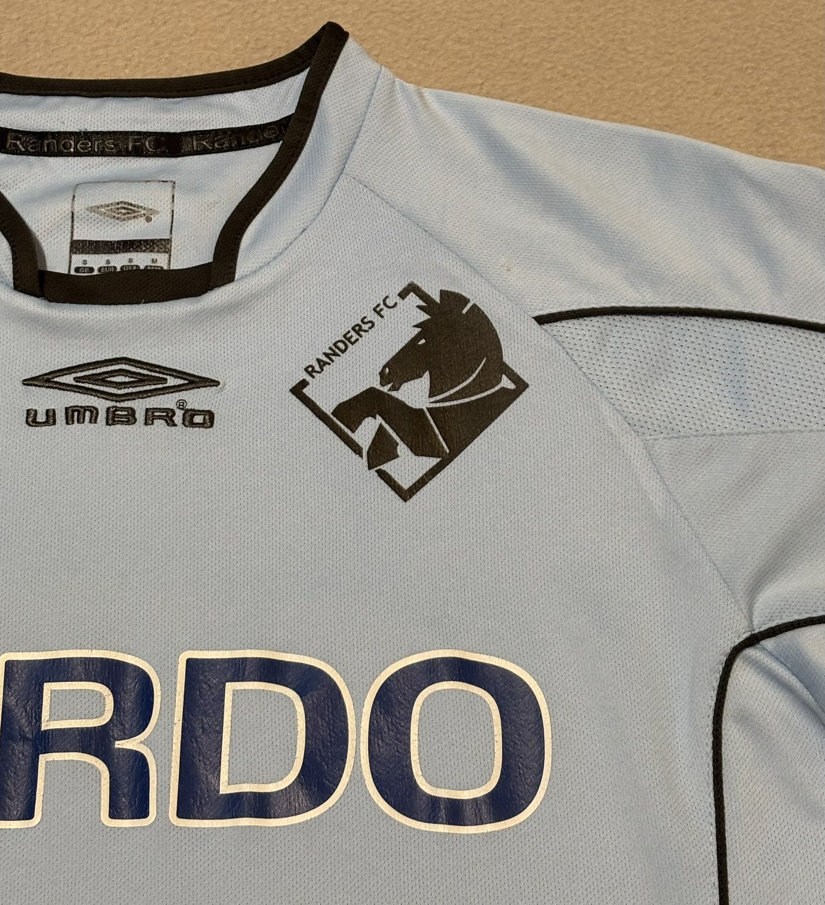 Umbro Randers FC 2009/2010 Umbro Football Jersey Size S Size US S / EU 44-46 / 1 - 8 Thumbnail