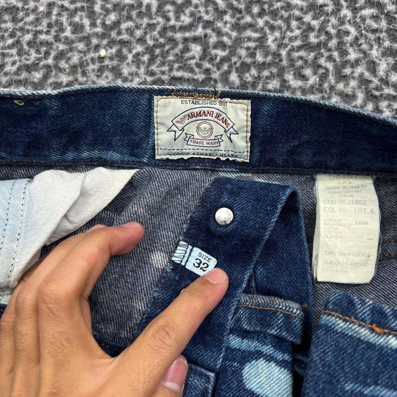 Giorgio Armani Vintage Giorgio Armani Jeans 32x32 Bleach Splatter Denim Size US 32 / EU 48 - 7 Thumbnail