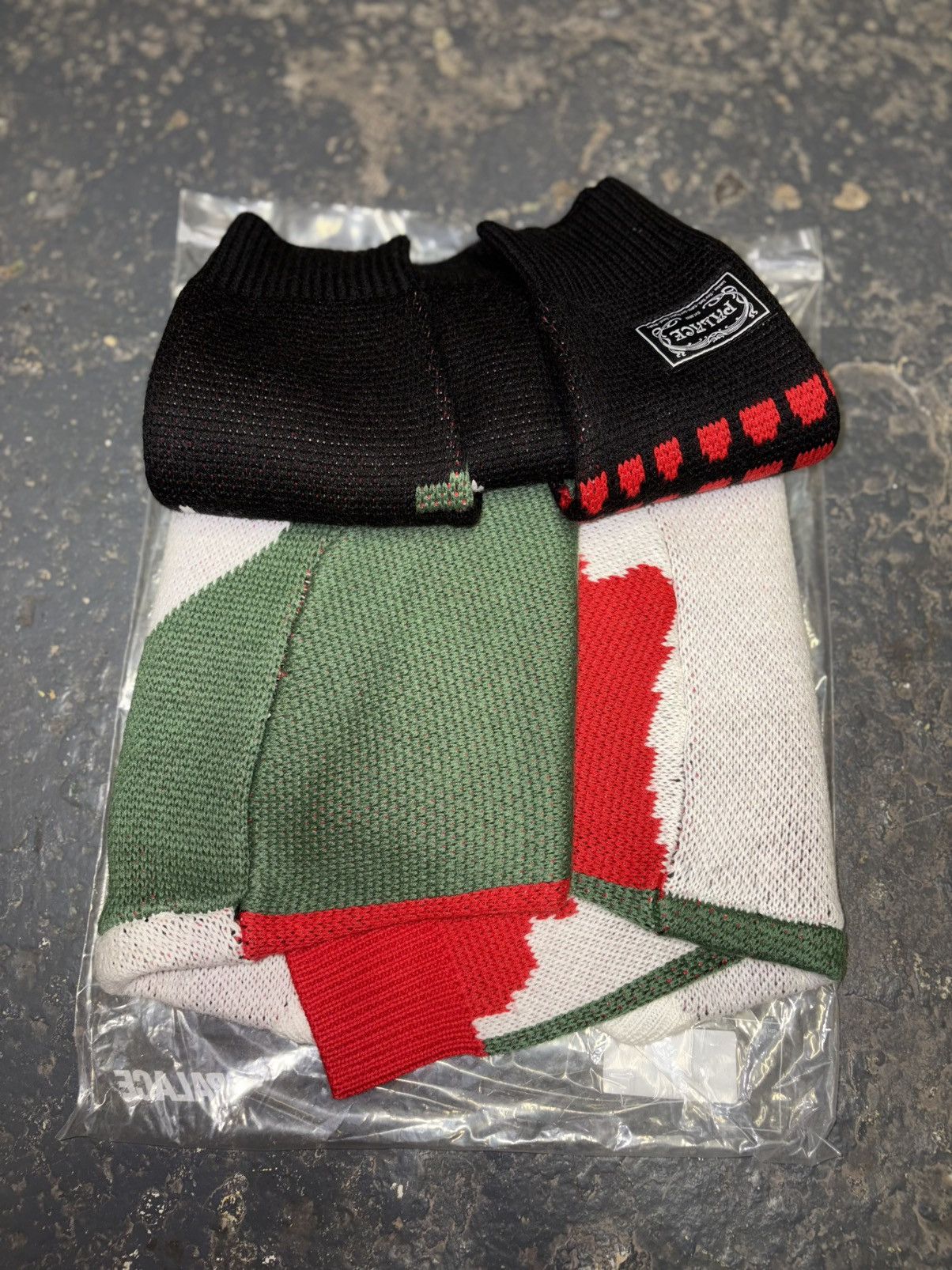 Palace Palace Tourist Knit Crewneck Italy Size US L / EU 52-54 / 3 - 4 Thumbnail