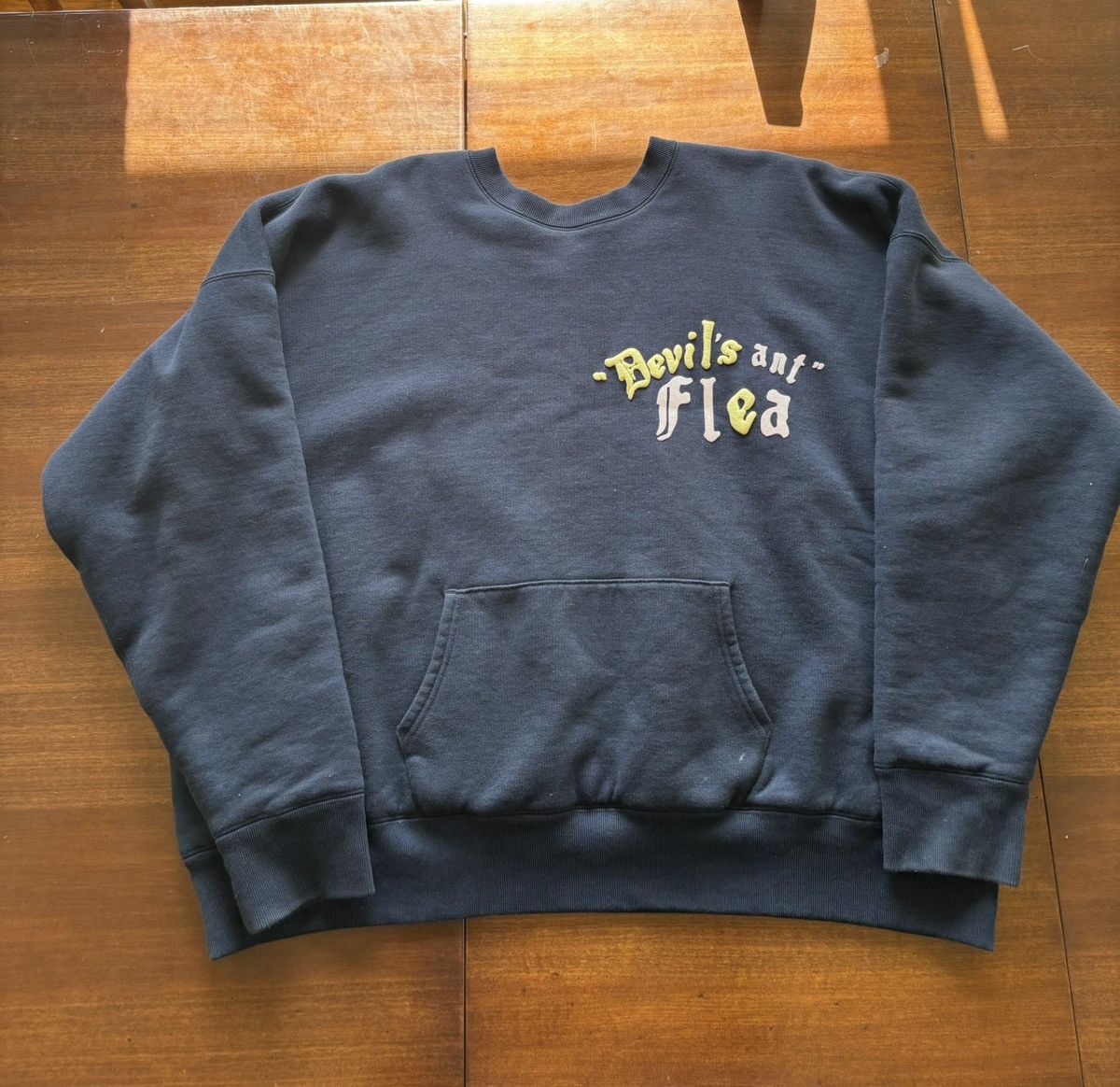 Cactus Plant Flea Market Cactus Plant Flea Market Devil Ant Flea Crewneck Size US L / EU 52-54 / 3 - 1 Thumbnail